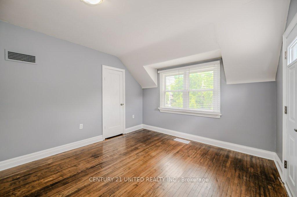 Photo 25 of 84 Glenridge Avenue, St. Catharines, Old Glenridge — HOMEH