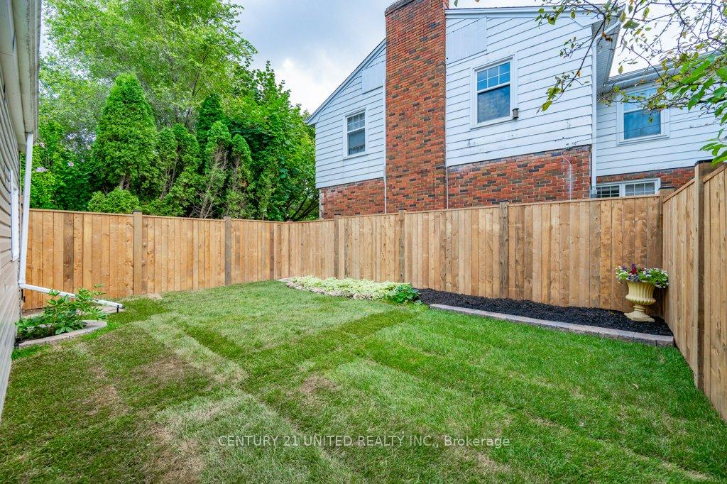 Photo 34 of 84 Glenridge Avenue, St. Catharines, Old Glenridge — HOMEH