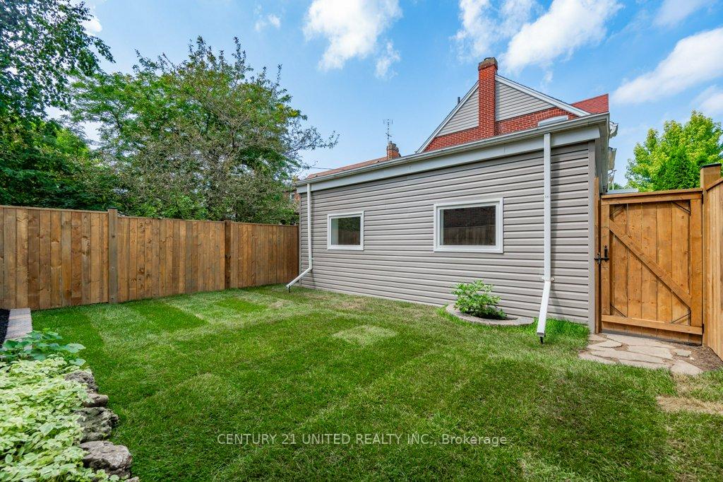Photo 36 of 84 Glenridge Avenue, St. Catharines, Old Glenridge — HOMEH