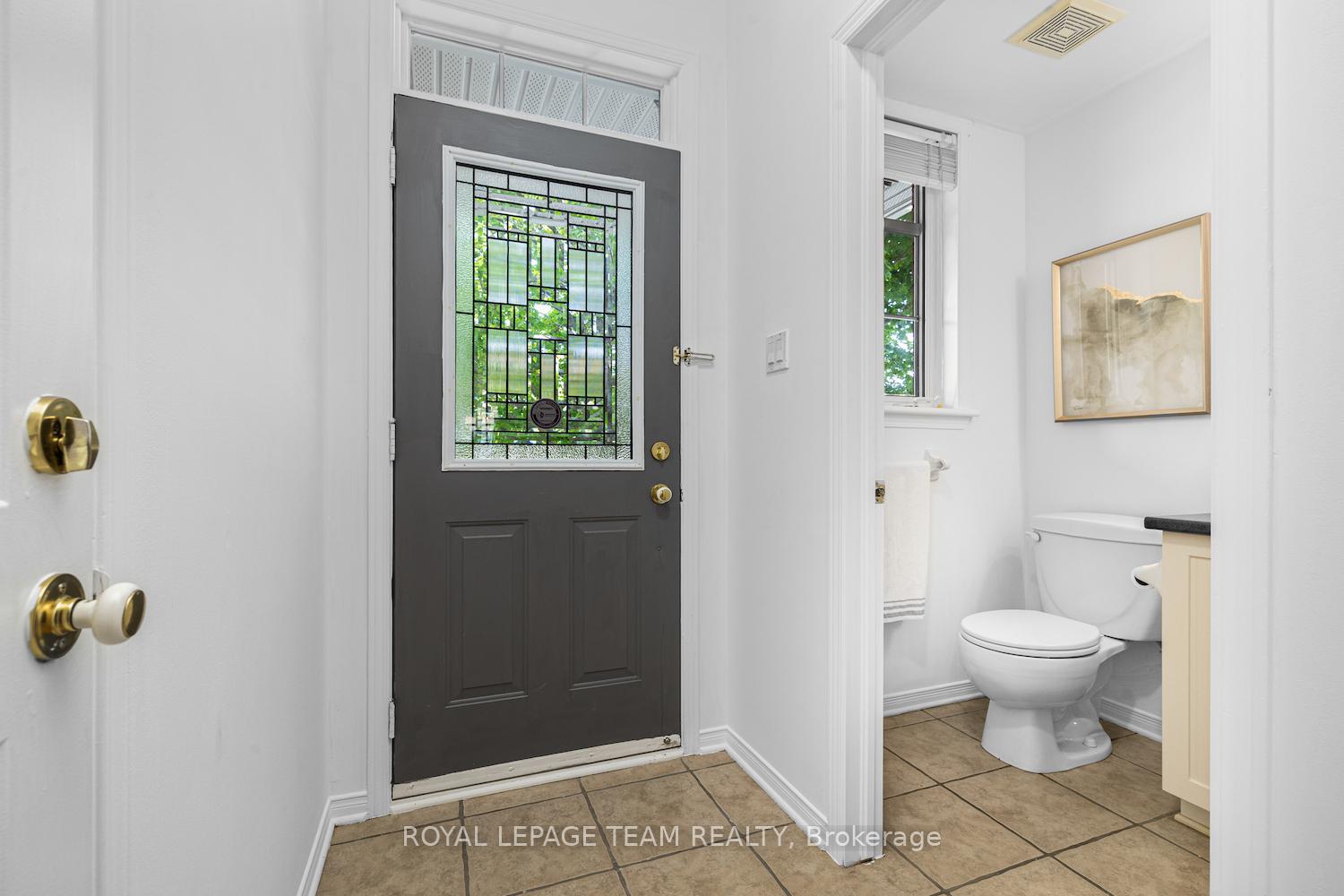 Photo 5 of 207 Portrush Avenue, Ottawa, Barrhaven - Longfields — HOMEH