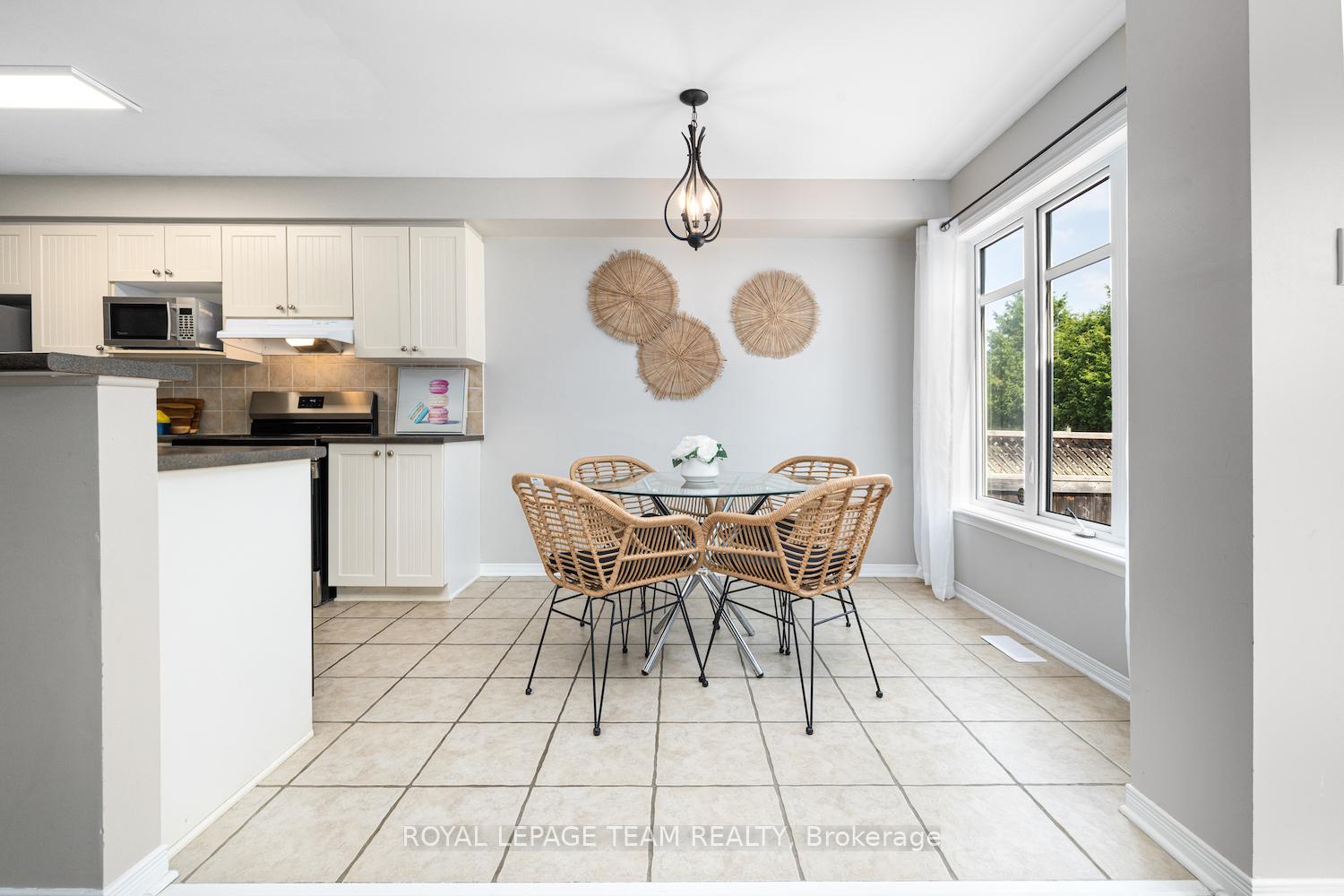 Photo 19 of 207 Portrush Avenue, Ottawa, Barrhaven - Longfields — HOMEH