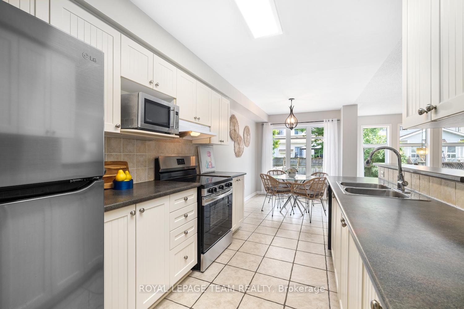 Photo 23 of 207 Portrush Avenue, Ottawa, Barrhaven - Longfields — HOMEH