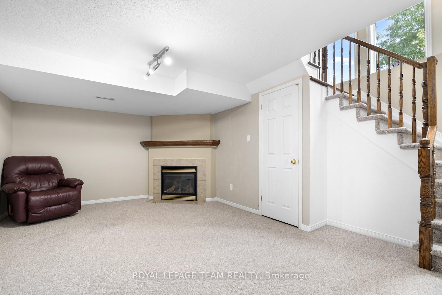 Photo 37 of 207 Portrush Avenue, Ottawa, Barrhaven - Longfields — HOMEH