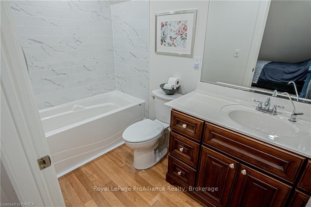 Photo 58 of 494 Spithead Road, Frontenac Islands, The Islands — HOMEH