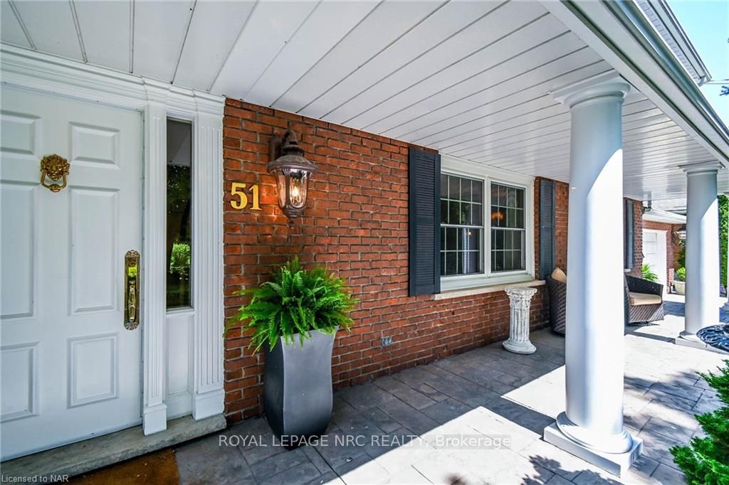 Photo 3 of 51 Royal York Road, St. Catharines, Lakeshore — HOMEH