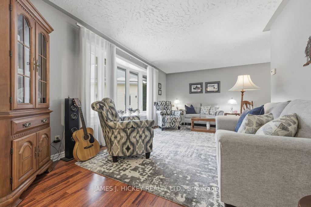 Photo 3 of 15 Tamarack Street, Deep River — HOMEH