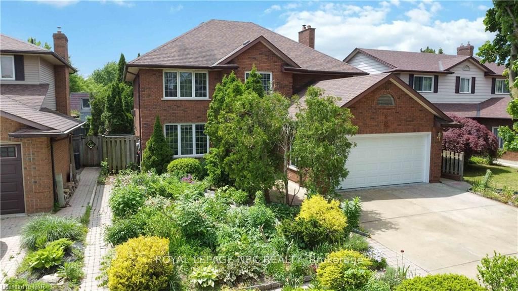 Photo 1 of 53 Chancery Circle, St. Catharines, Vine/Linwell — HOMEH