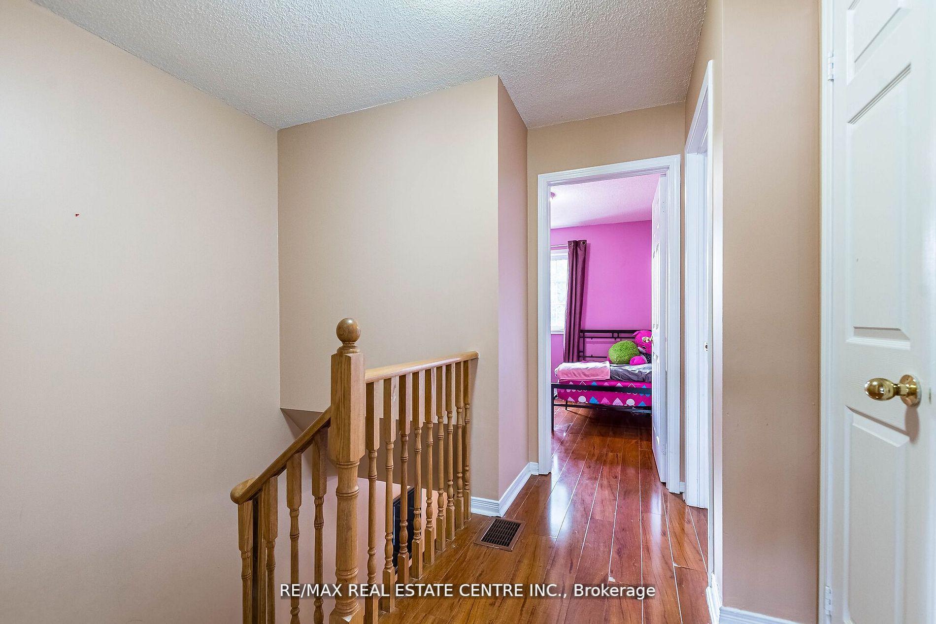 Photo 17 of 17 Coppermill Drive, Brampton, Northwest Sandalwood Parkway — HOMEH