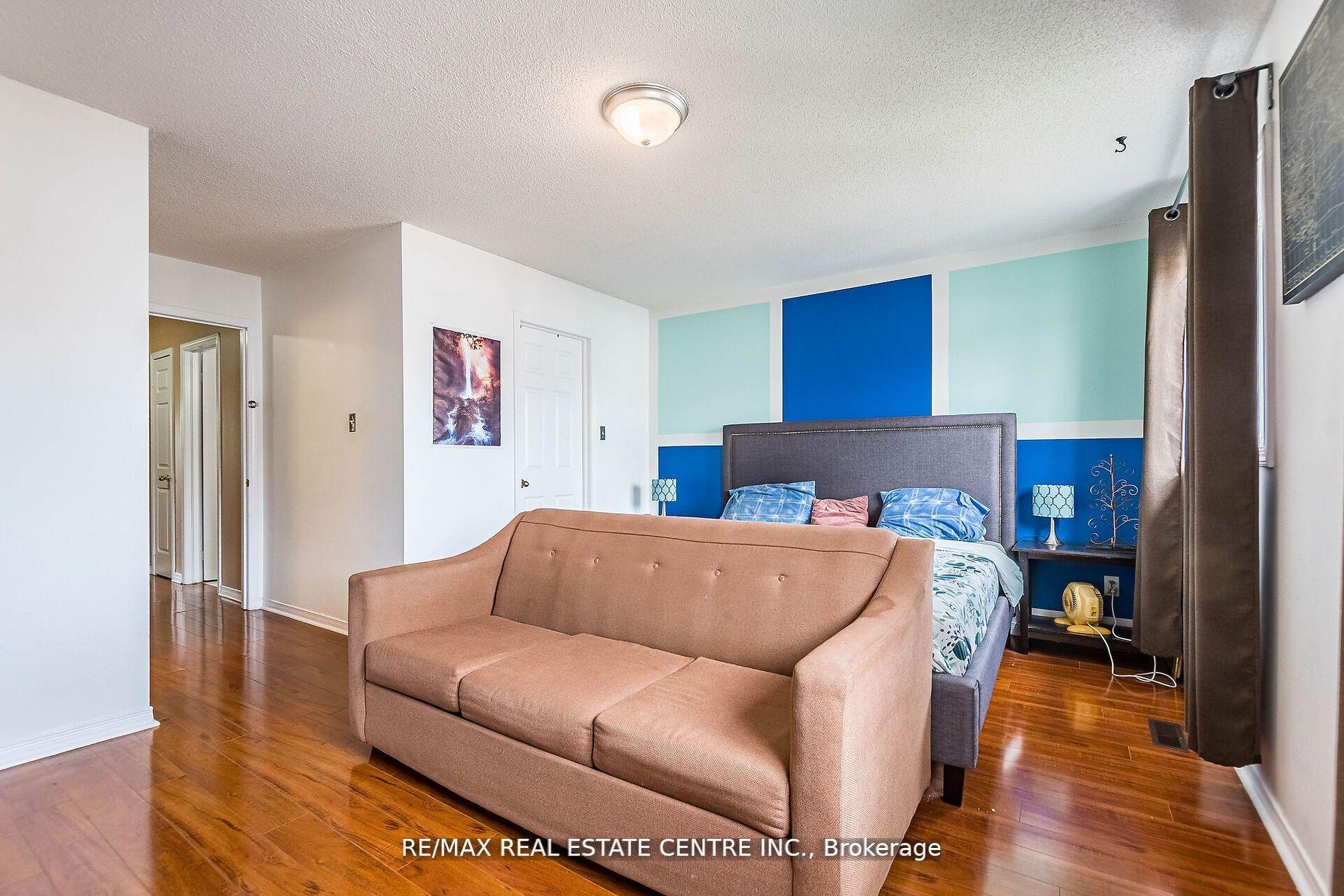 Photo 19 of 17 Coppermill Drive, Brampton, Northwest Sandalwood Parkway — HOMEH