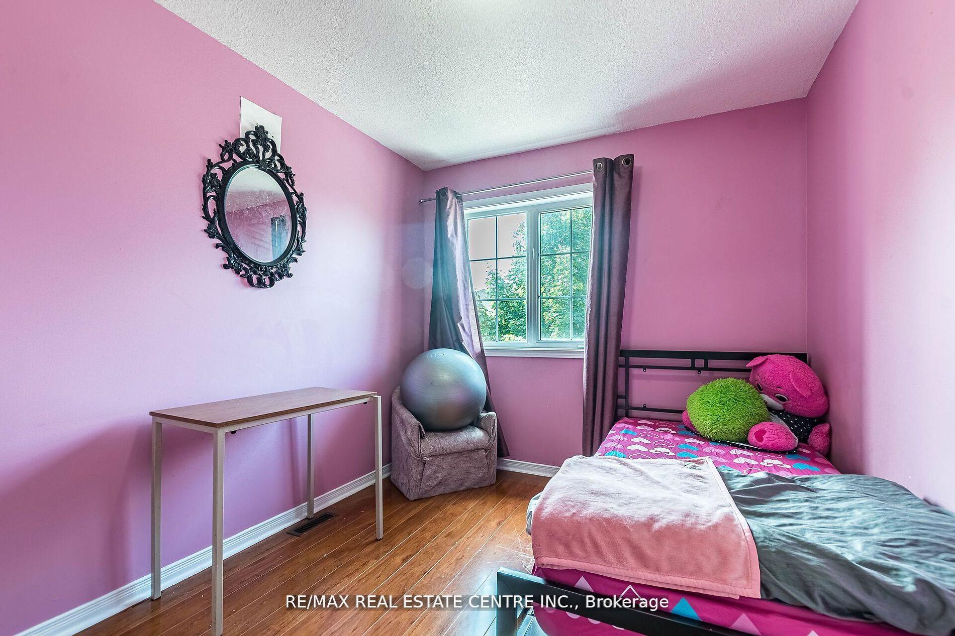 Photo 23 of 17 Coppermill Drive, Brampton, Northwest Sandalwood Parkway — HOMEH
