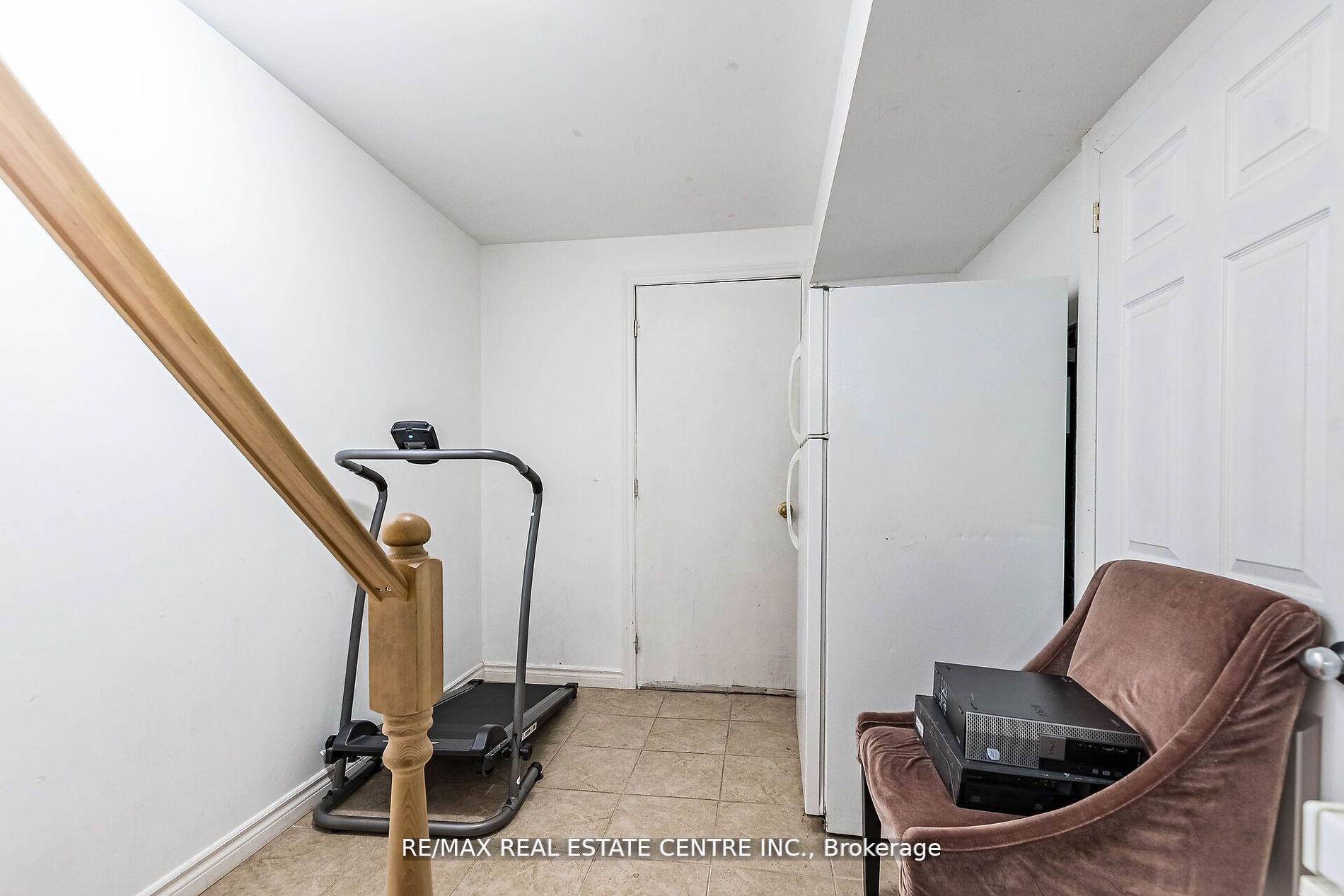 Photo 29 of 17 Coppermill Drive, Brampton, Northwest Sandalwood Parkway — HOMEH