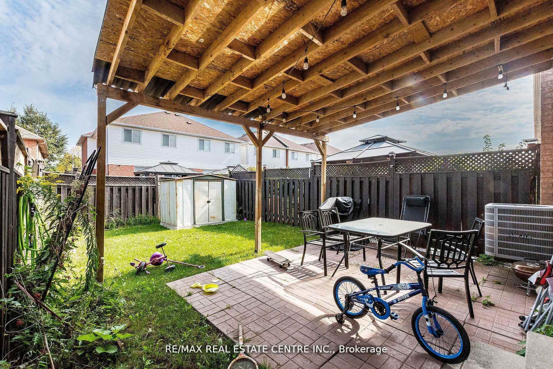 Photo 39 of 17 Coppermill Drive, Brampton, Northwest Sandalwood Parkway — HOMEH