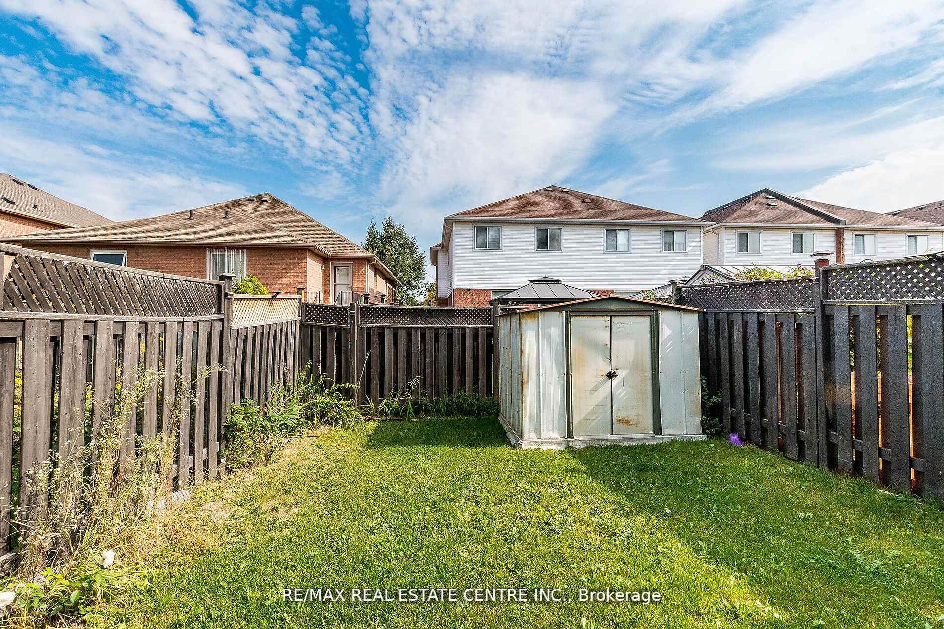 Photo 40 of 17 Coppermill Drive, Brampton, Northwest Sandalwood Parkway — HOMEH