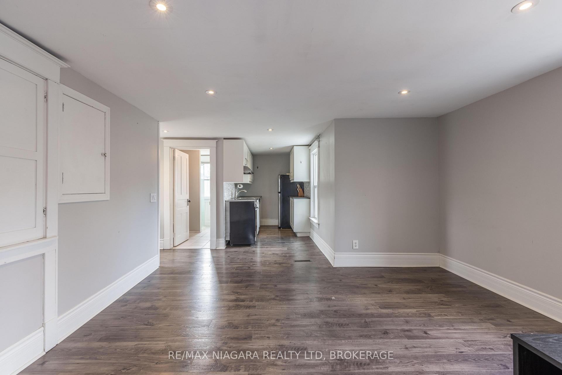 Photo 8 of 97 Dalhousie Avenue, St. Catharines, Port Dalhousie — HOMEH