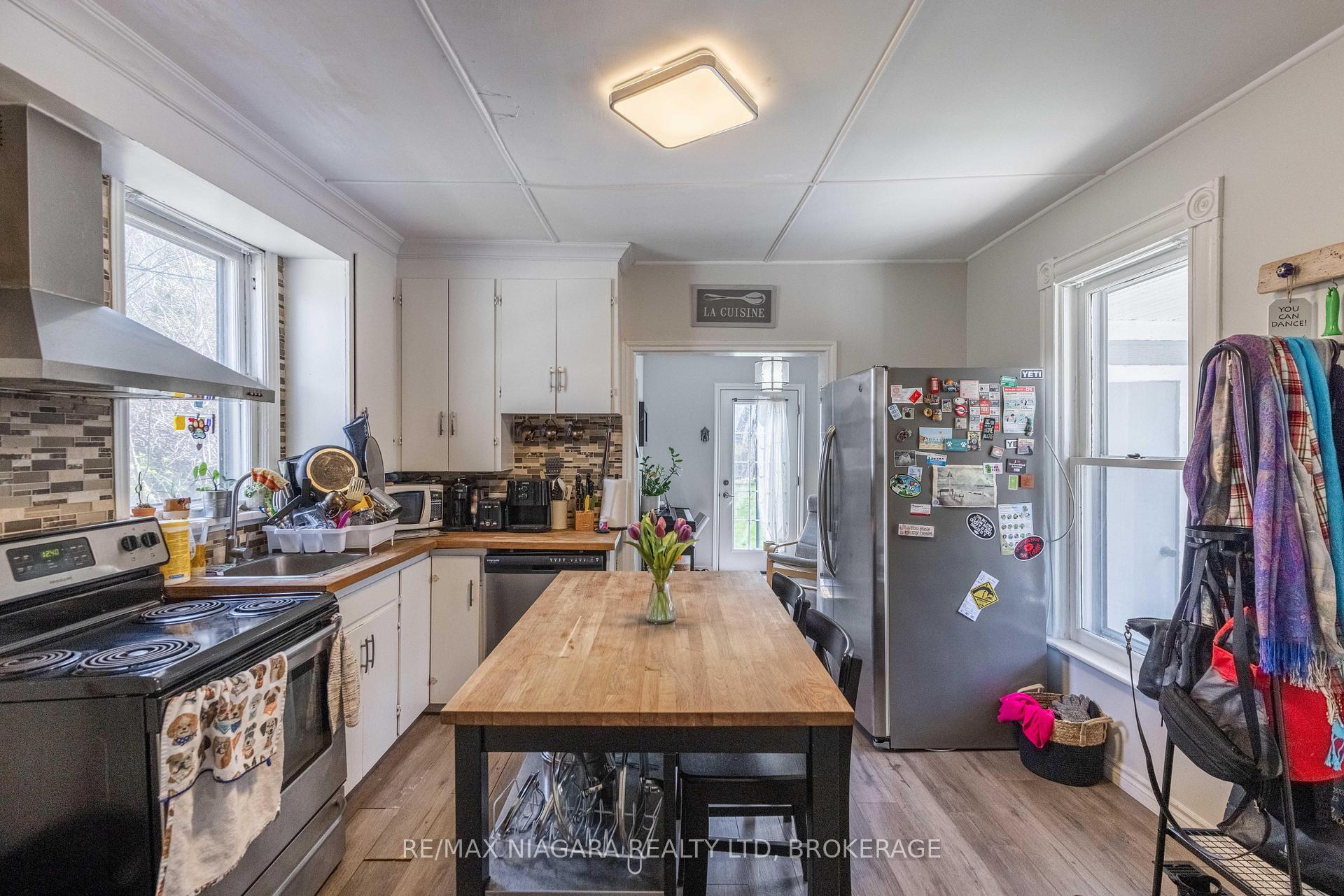 Photo 14 of 97 Dalhousie Avenue, St. Catharines, Port Dalhousie — HOMEH