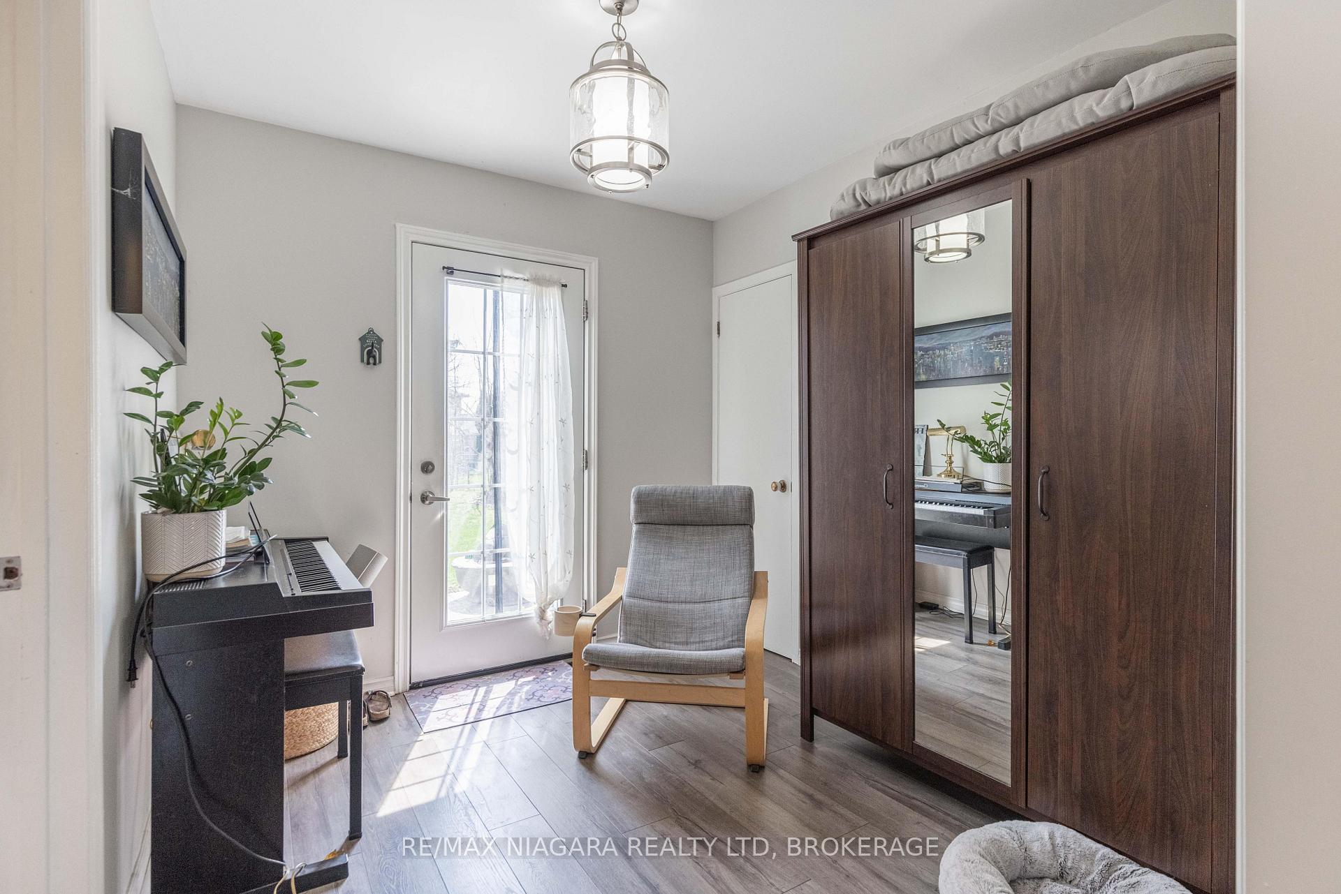Photo 16 of 97 Dalhousie Avenue, St. Catharines, Port Dalhousie — HOMEH