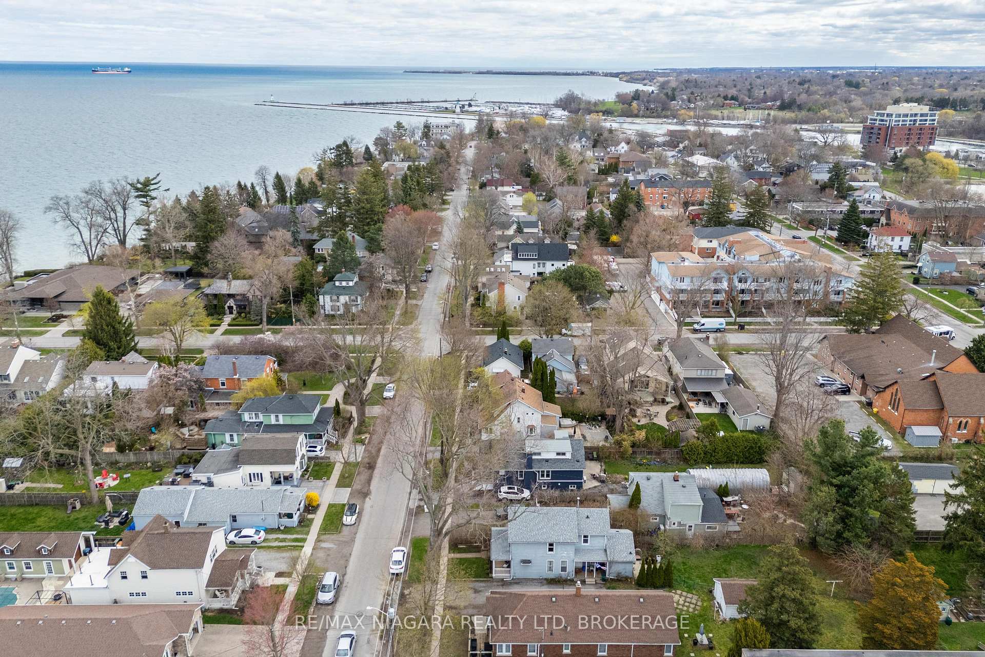 Photo 25 of 97 Dalhousie Avenue, St. Catharines, Port Dalhousie — HOMEH