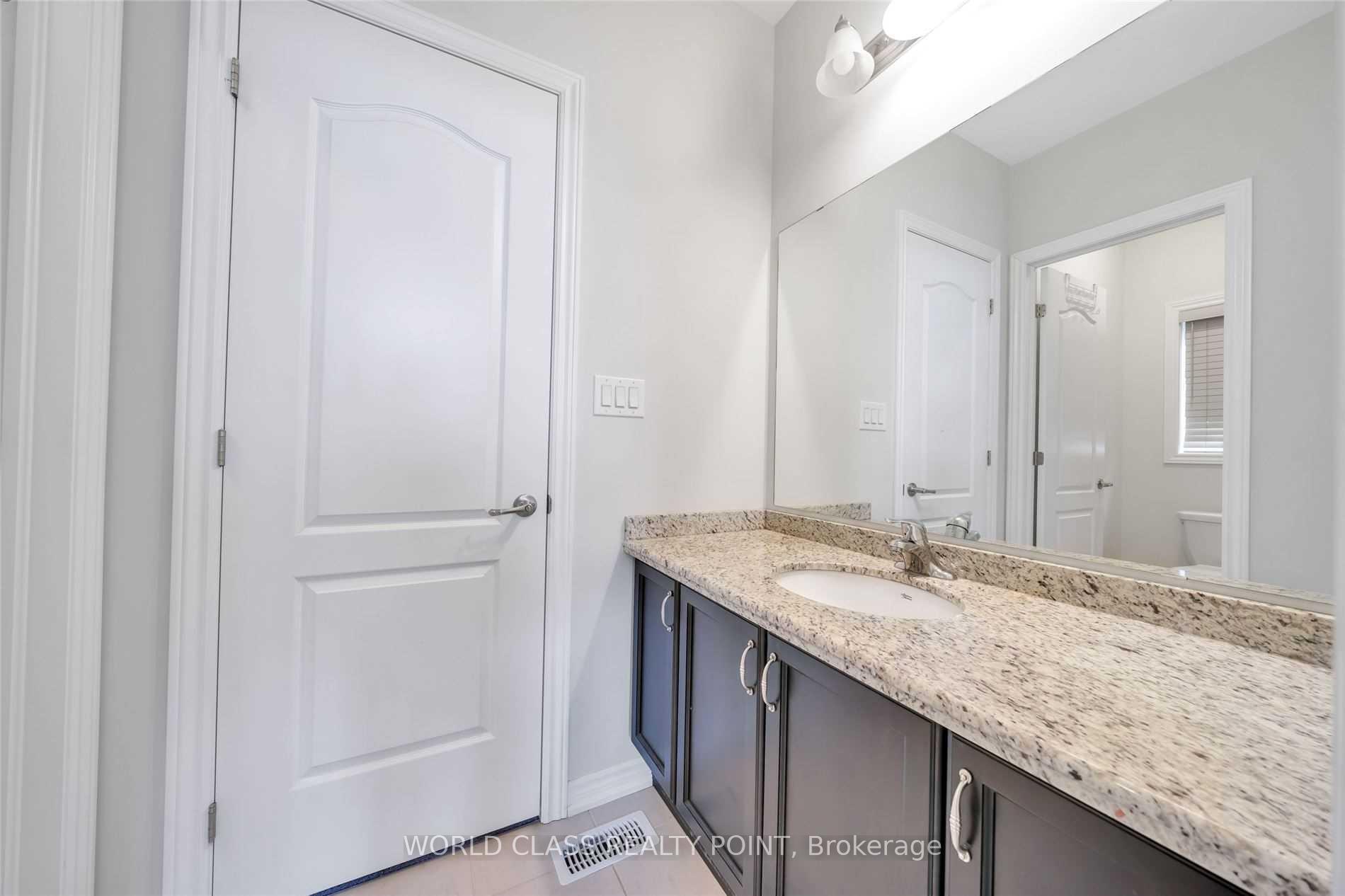 Photo 30 of 14 Loomis Road, Brampton, Northwest Brampton — HOMEH