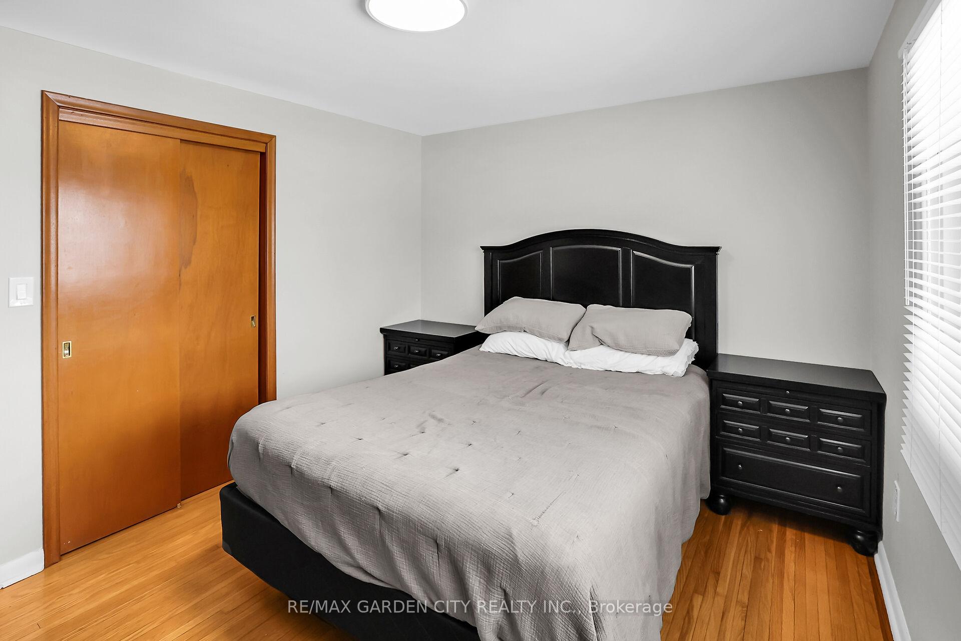 Photo 18 of 51 Richelieu Drive, St. Catharines, Vine/Linwell — HOMEH
