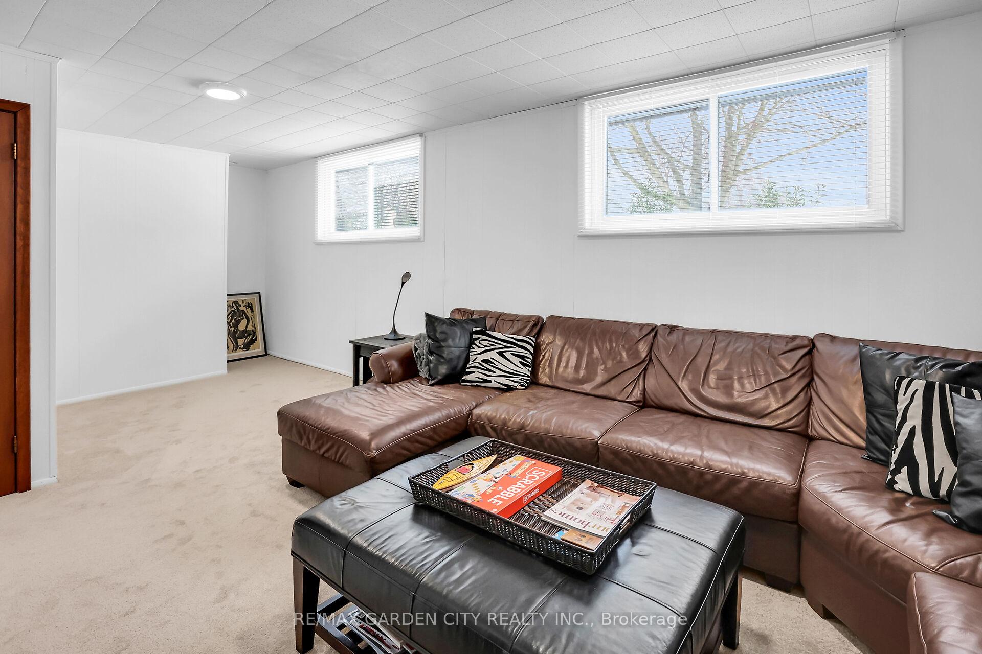Photo 22 of 51 Richelieu Drive, St. Catharines, Vine/Linwell — HOMEH