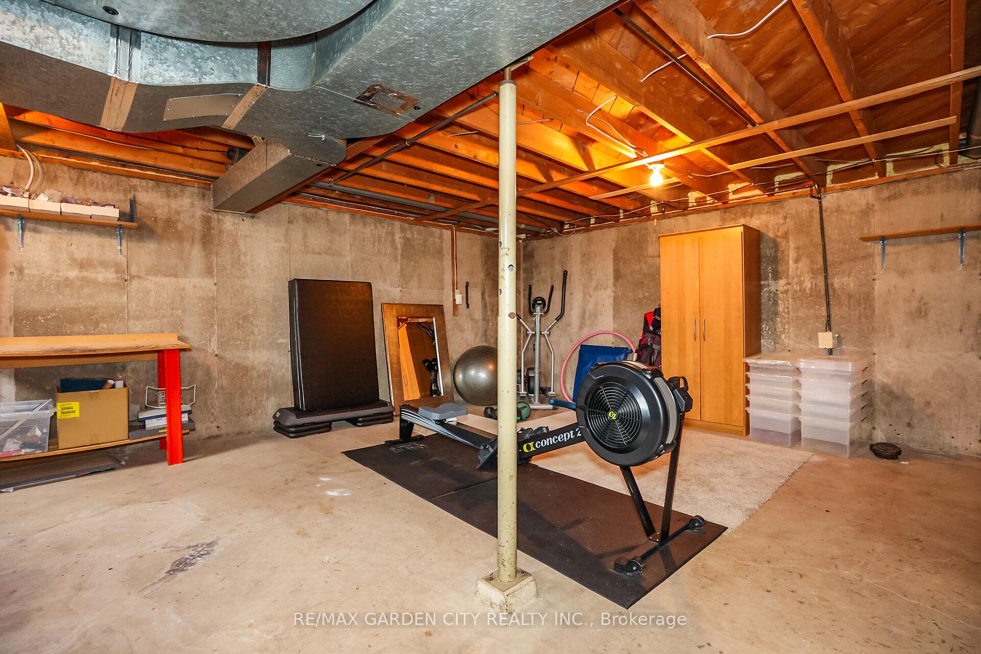 Photo 24 of 51 Richelieu Drive, St. Catharines, Vine/Linwell — HOMEH