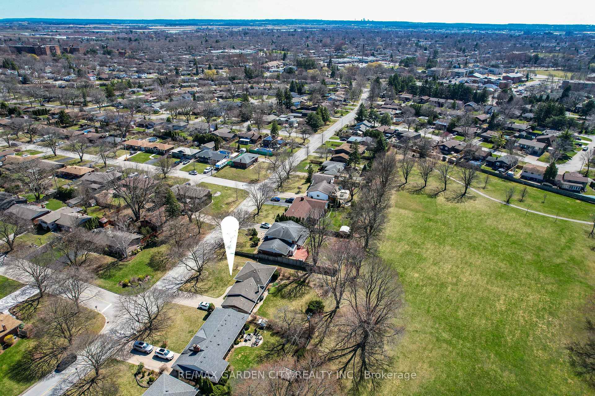 Photo 31 of 51 Richelieu Drive, St. Catharines, Vine/Linwell — HOMEH