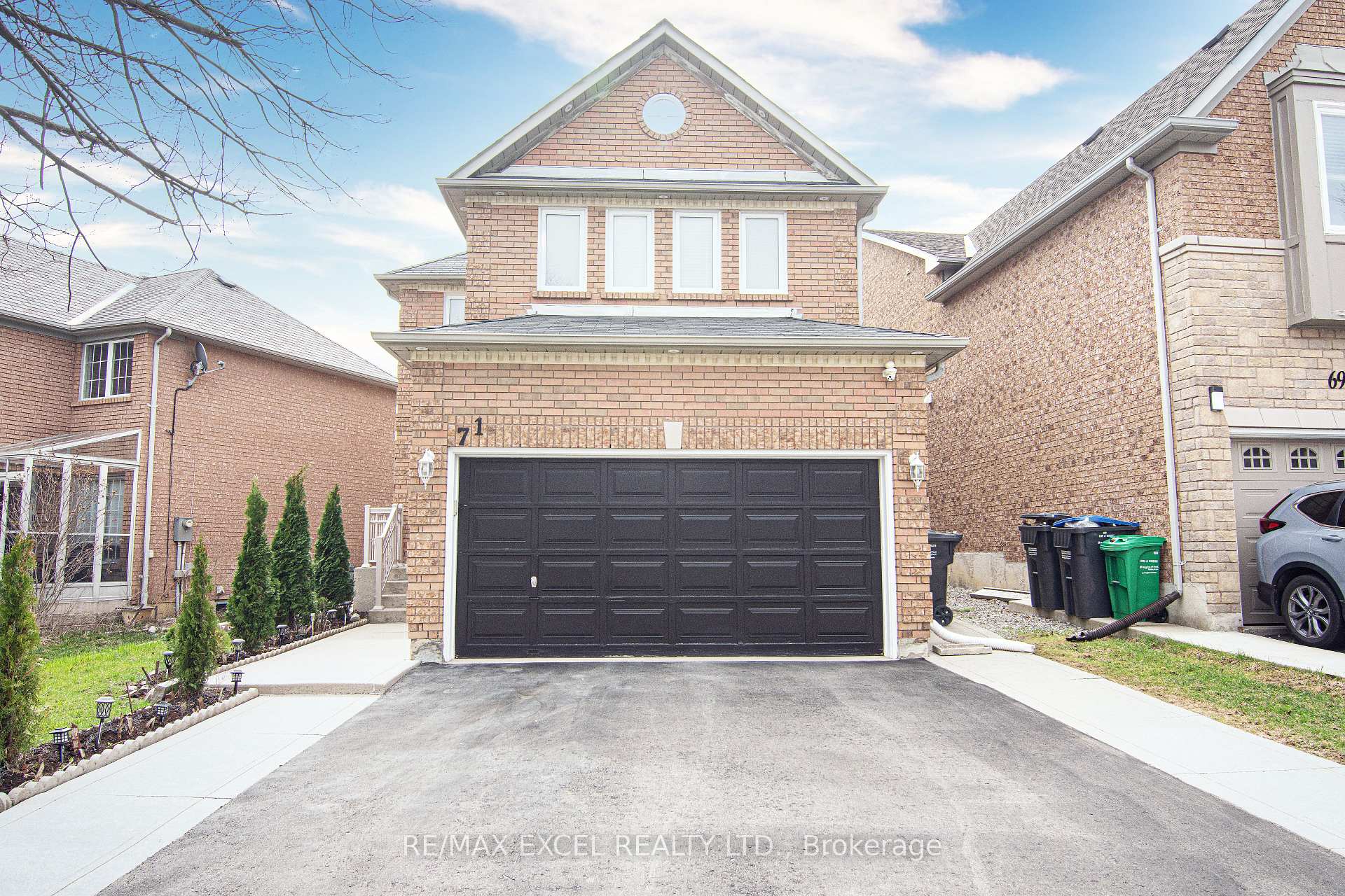 Front of 71 Rocky Mountain Crescent
