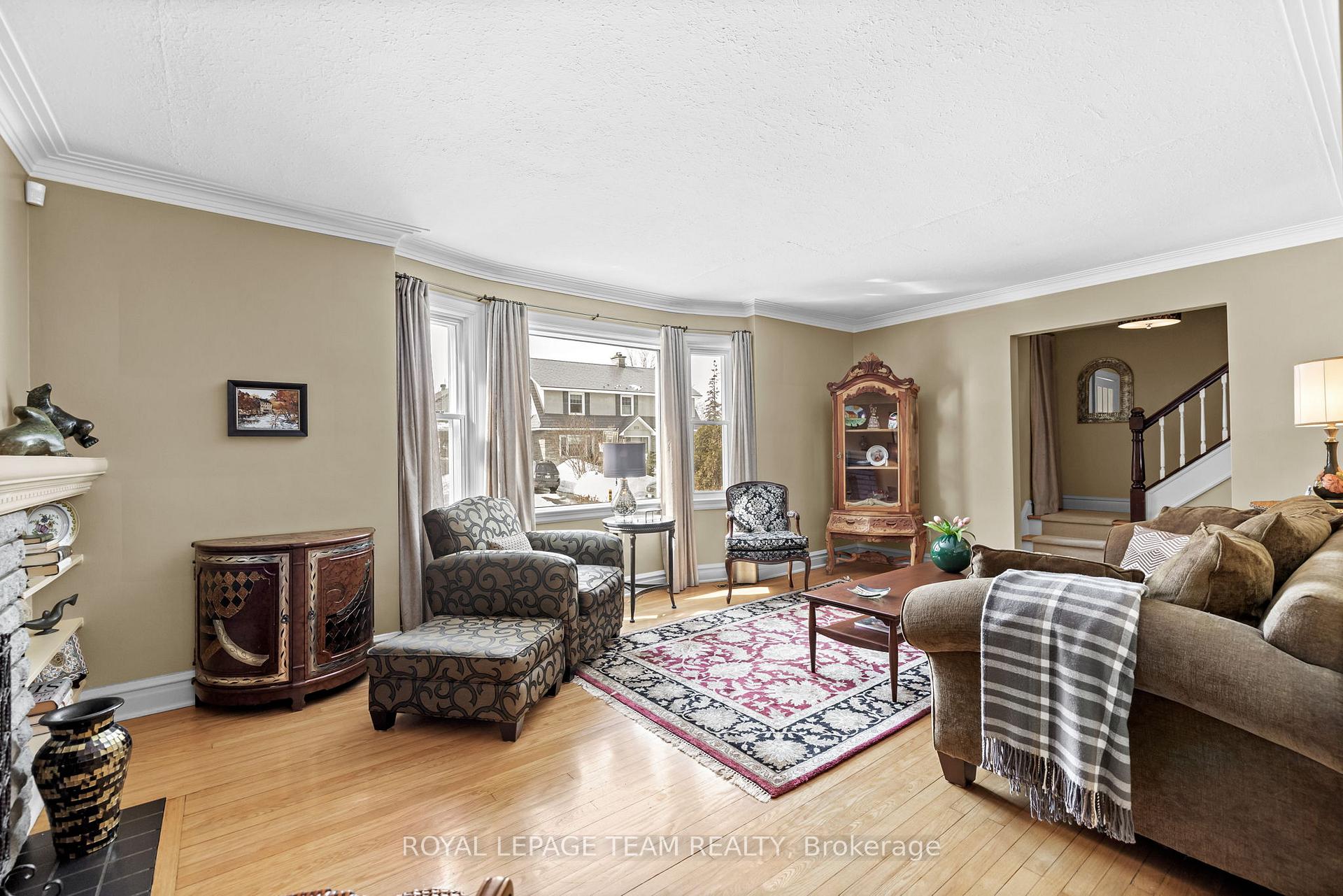 Photo 5 of 485 Mansfield Avenue, Ottawa, McKellar/Highland — HOMEH