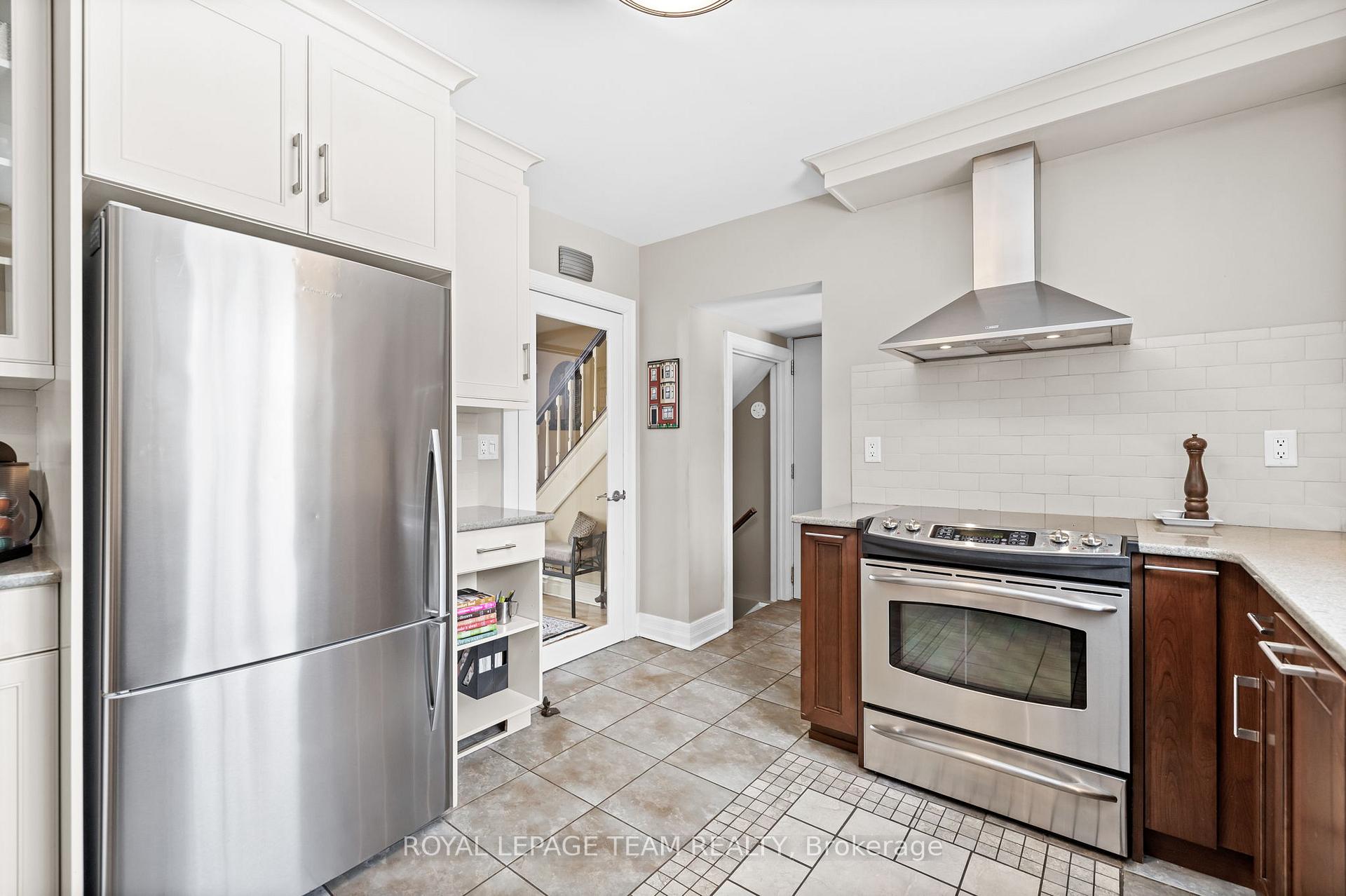 Photo 12 of 485 Mansfield Avenue, Ottawa, McKellar/Highland — HOMEH