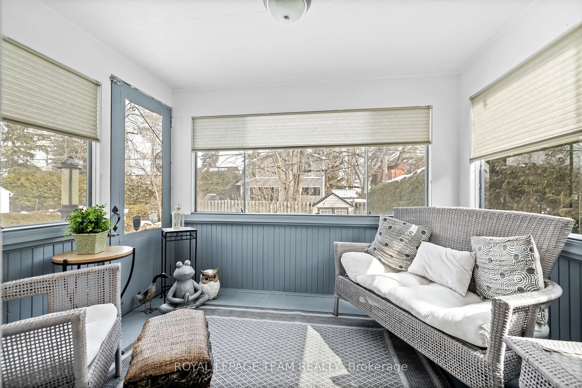Photo 14 of 485 Mansfield Avenue, Ottawa, McKellar/Highland — HOMEH