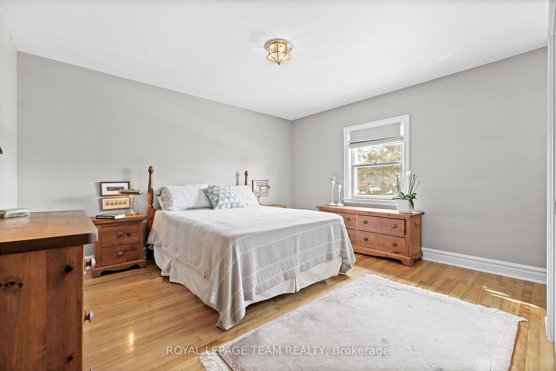 Photo 17 of 485 Mansfield Avenue, Ottawa, McKellar/Highland — HOMEH