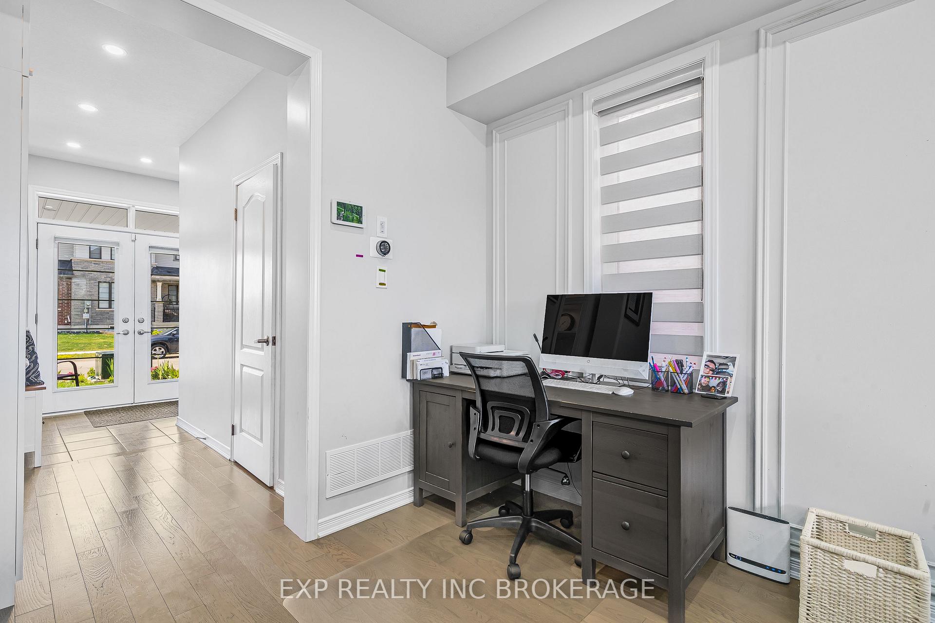 Photo 6 of 7 Hargrove Way, Hamilton, Stoney Creek — HOMEH