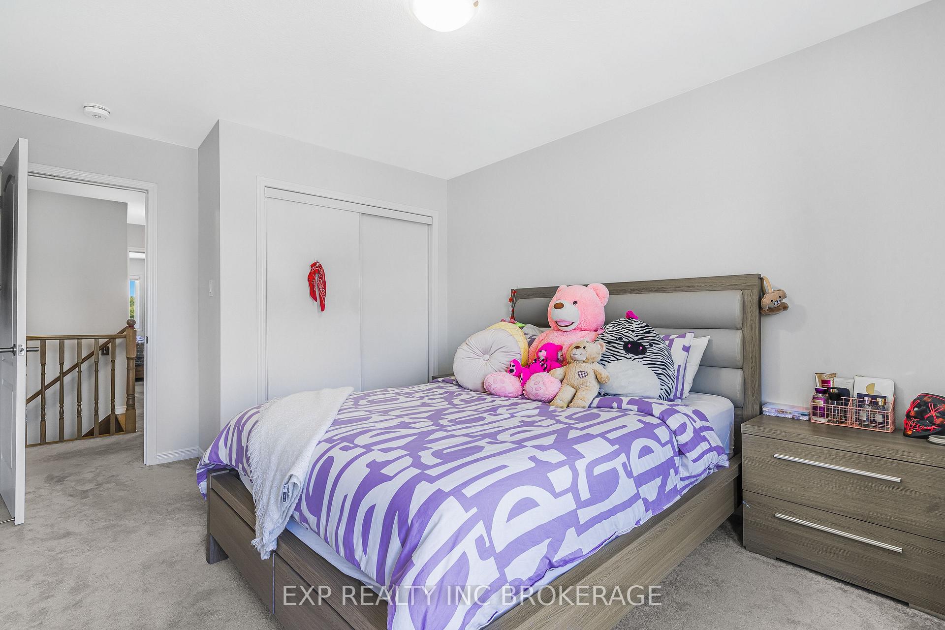 Photo 19 of 7 Hargrove Way, Hamilton, Stoney Creek — HOMEH