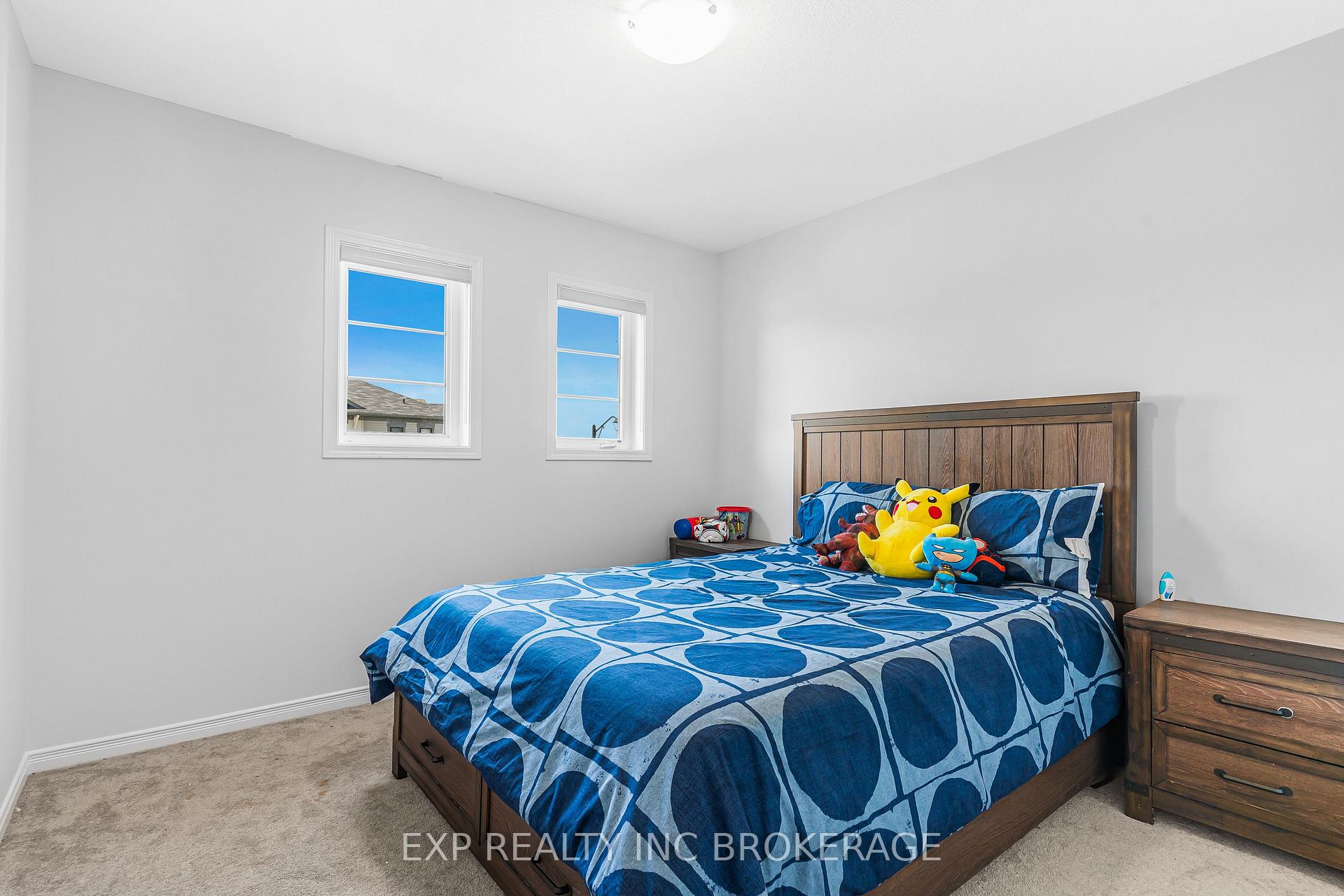 Photo 21 of 7 Hargrove Way, Hamilton, Stoney Creek — HOMEH