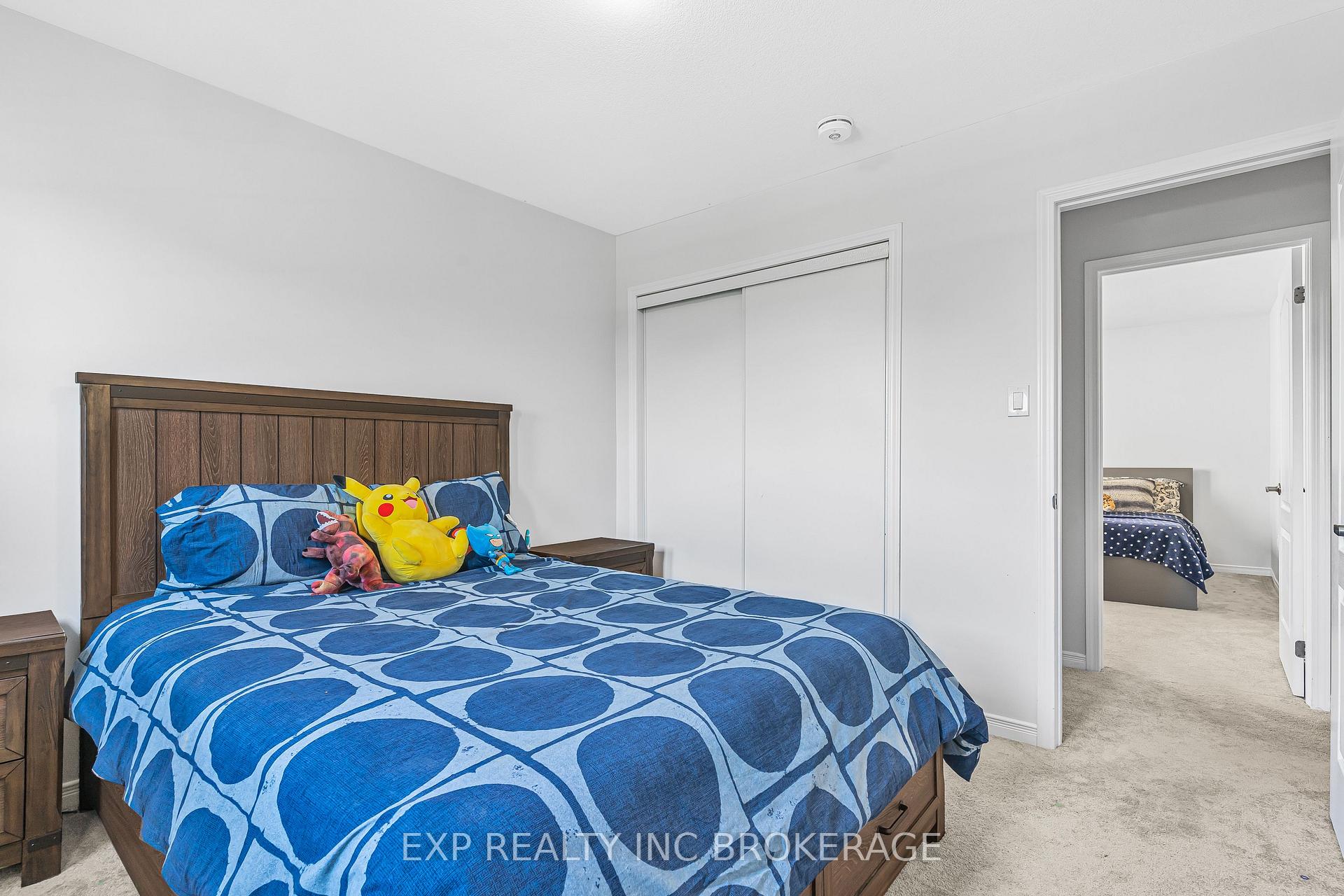 Photo 22 of 7 Hargrove Way, Hamilton, Stoney Creek — HOMEH