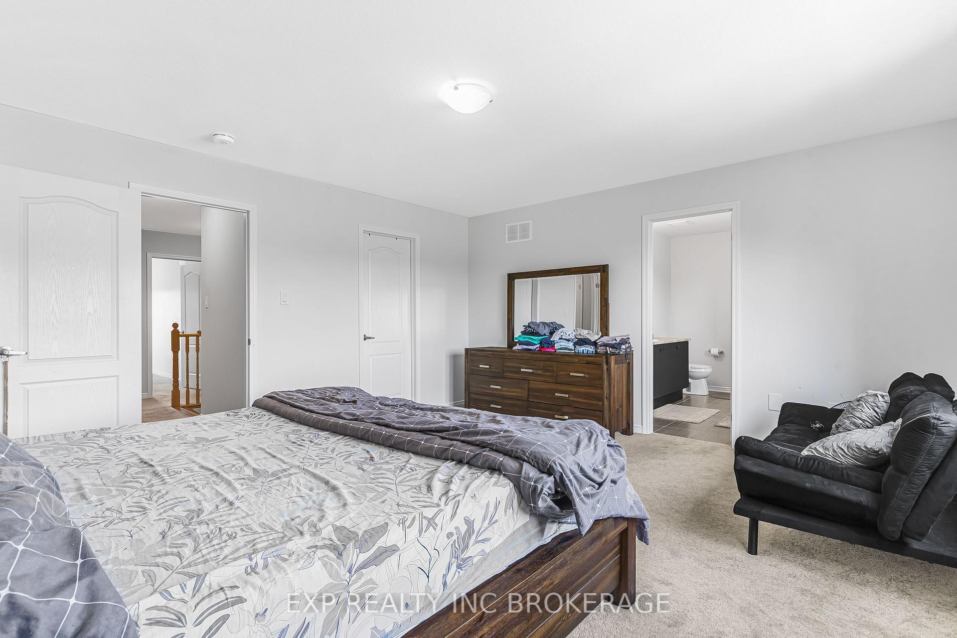 Photo 27 of 7 Hargrove Way, Hamilton, Stoney Creek — HOMEH