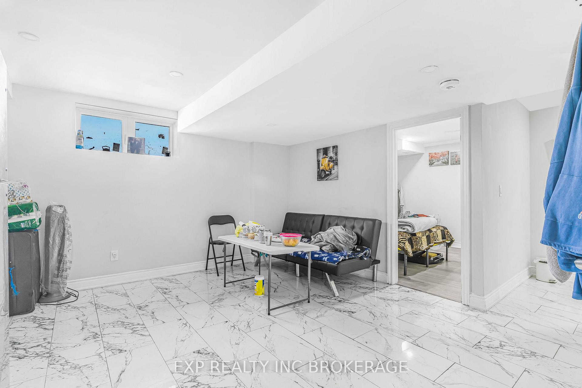 Photo 30 of 7 Hargrove Way, Hamilton, Stoney Creek — HOMEH