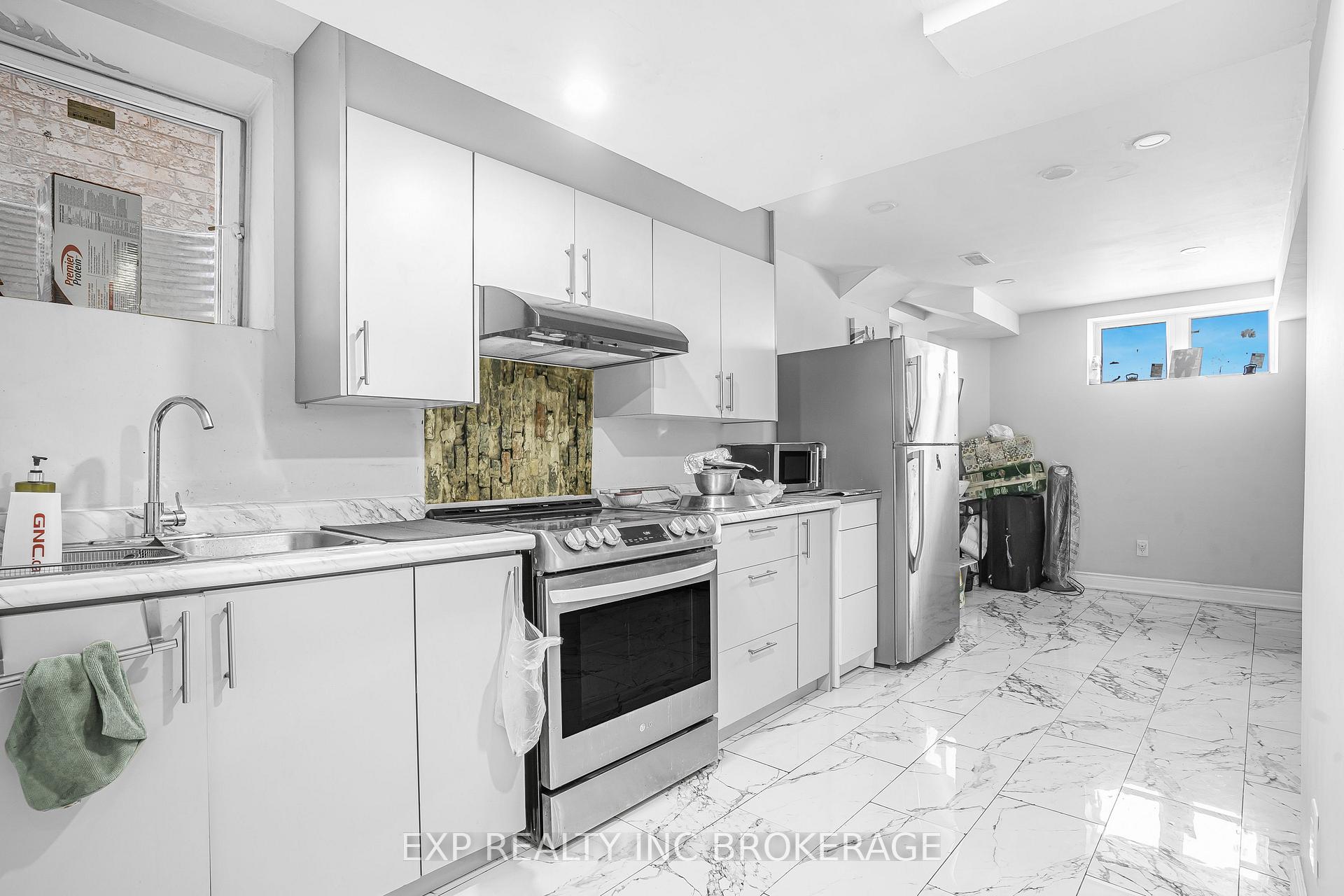 Photo 32 of 7 Hargrove Way, Hamilton, Stoney Creek — HOMEH