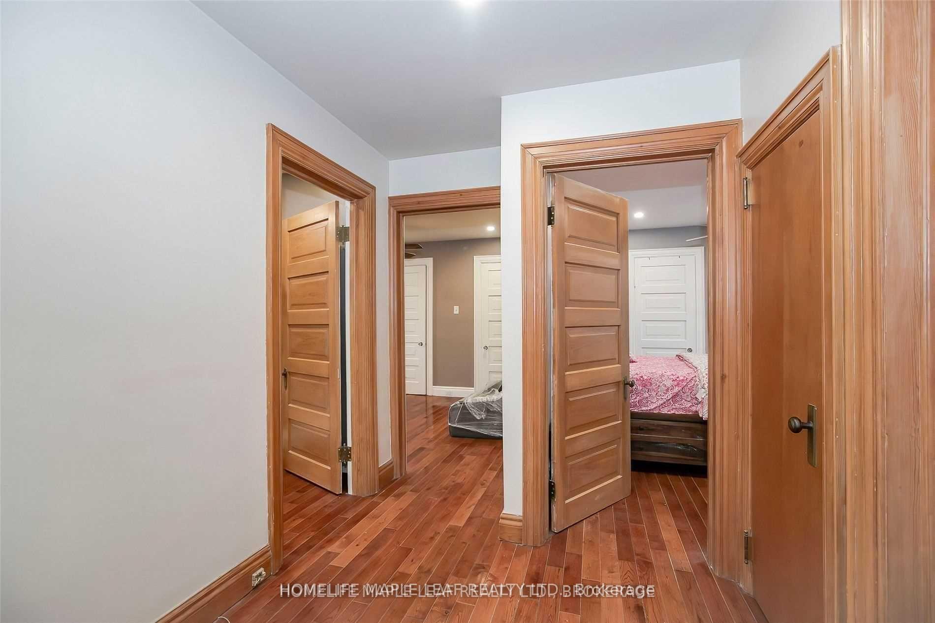 Photo 17 of 13 Harold Street, Brampton, Downtown Brampton — HOMEH