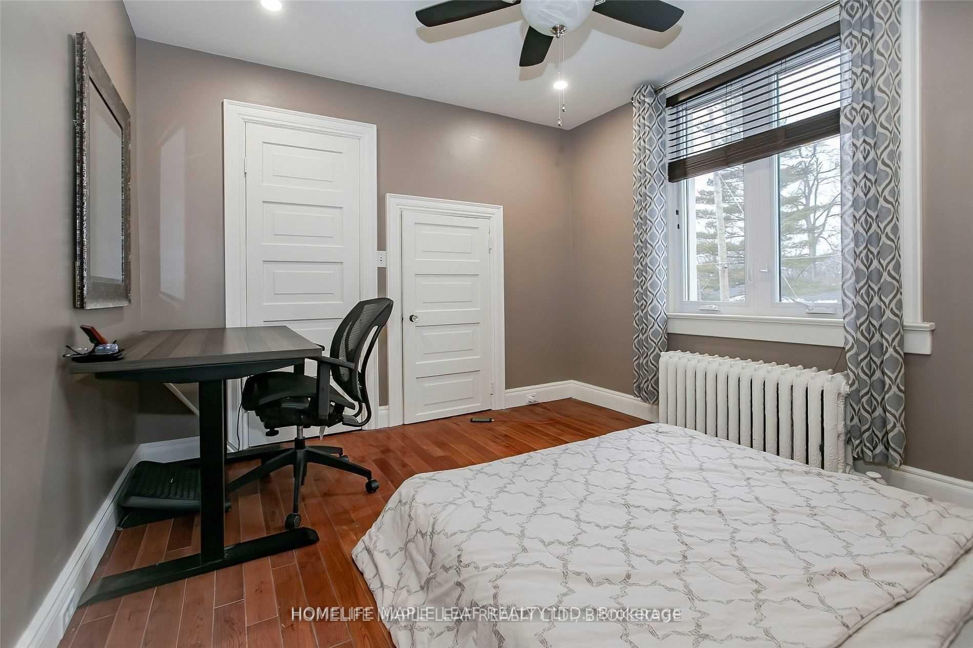 Photo 23 of 13 Harold Street, Brampton, Downtown Brampton — HOMEH