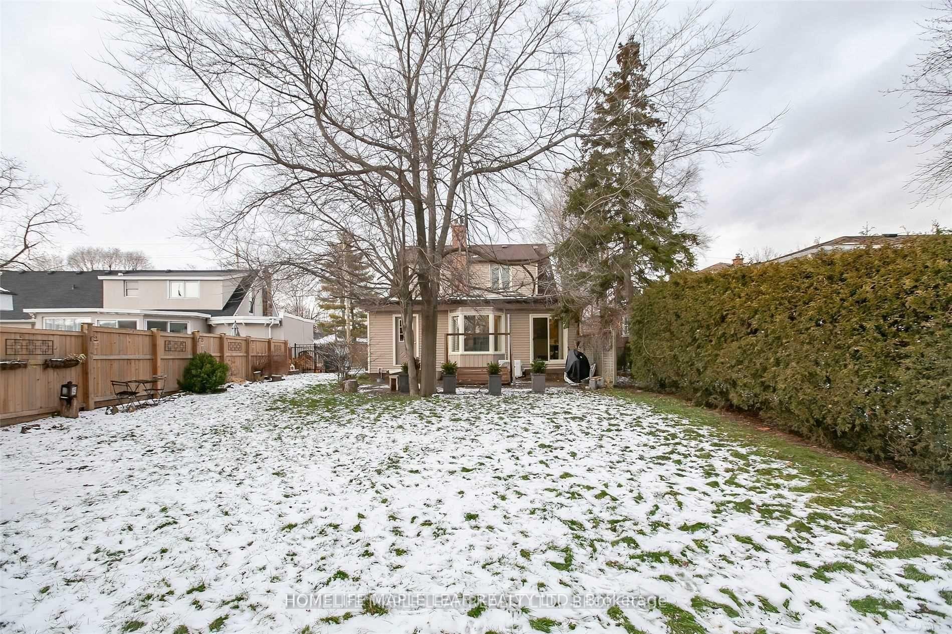 Photo 34 of 13 Harold Street, Brampton, Downtown Brampton — HOMEH