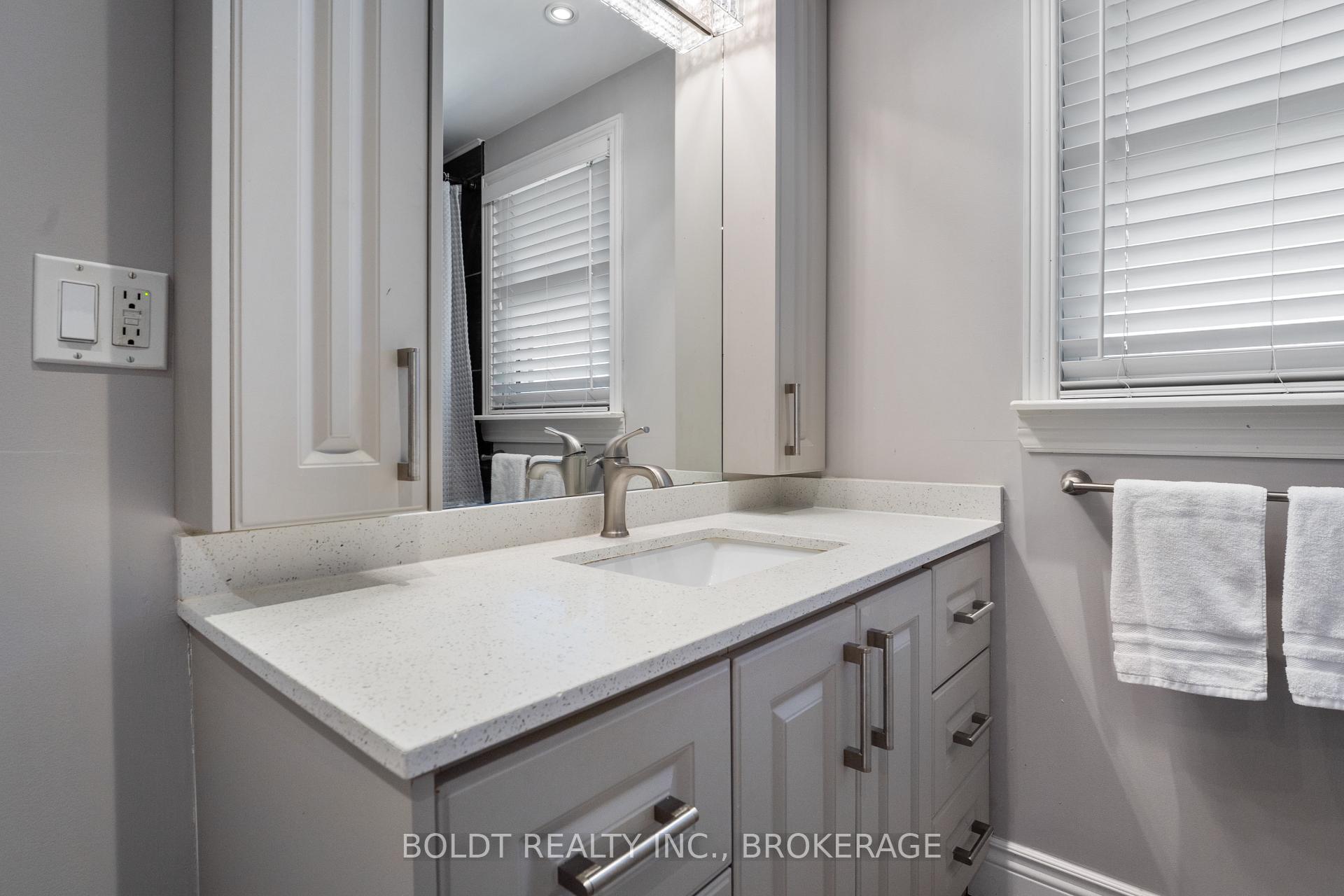 Photo 22 of 98 Shakespeare Avenue, St. Catharines, Haig — HOMEH