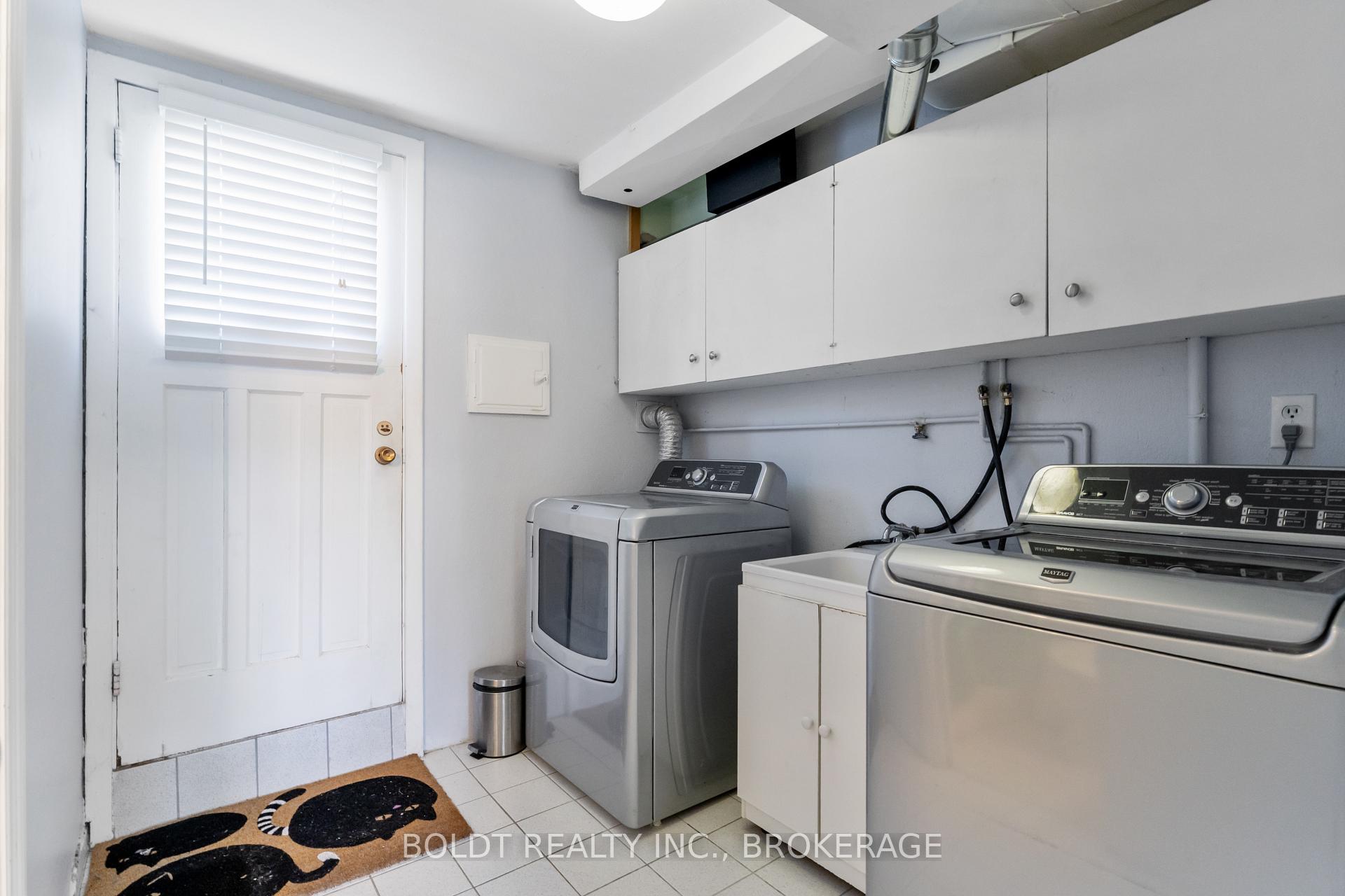 Photo 32 of 98 Shakespeare Avenue, St. Catharines, Haig — HOMEH