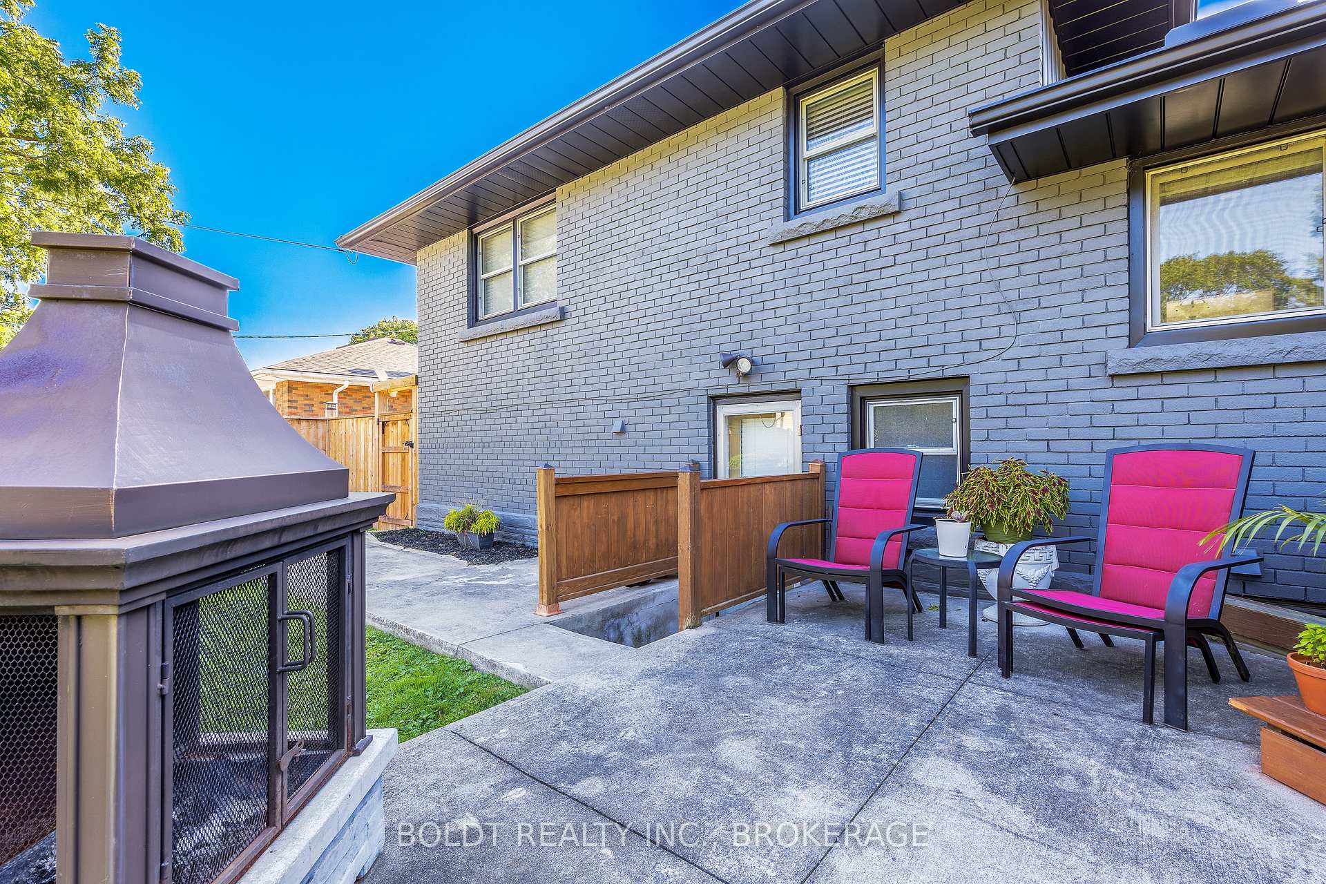 Photo 39 of 98 Shakespeare Avenue, St. Catharines, Haig — HOMEH