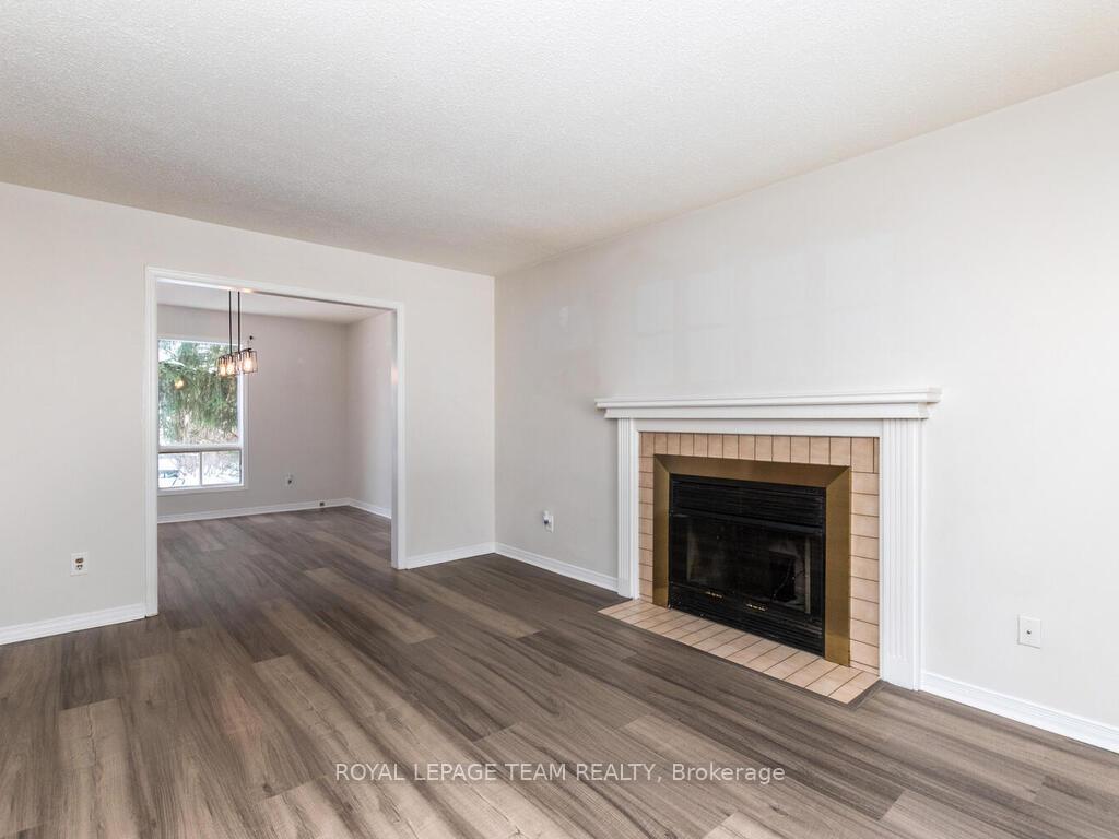 Photo 16 of 37 Denham Way, Ottawa, Stittsville (Central) — HOMEH