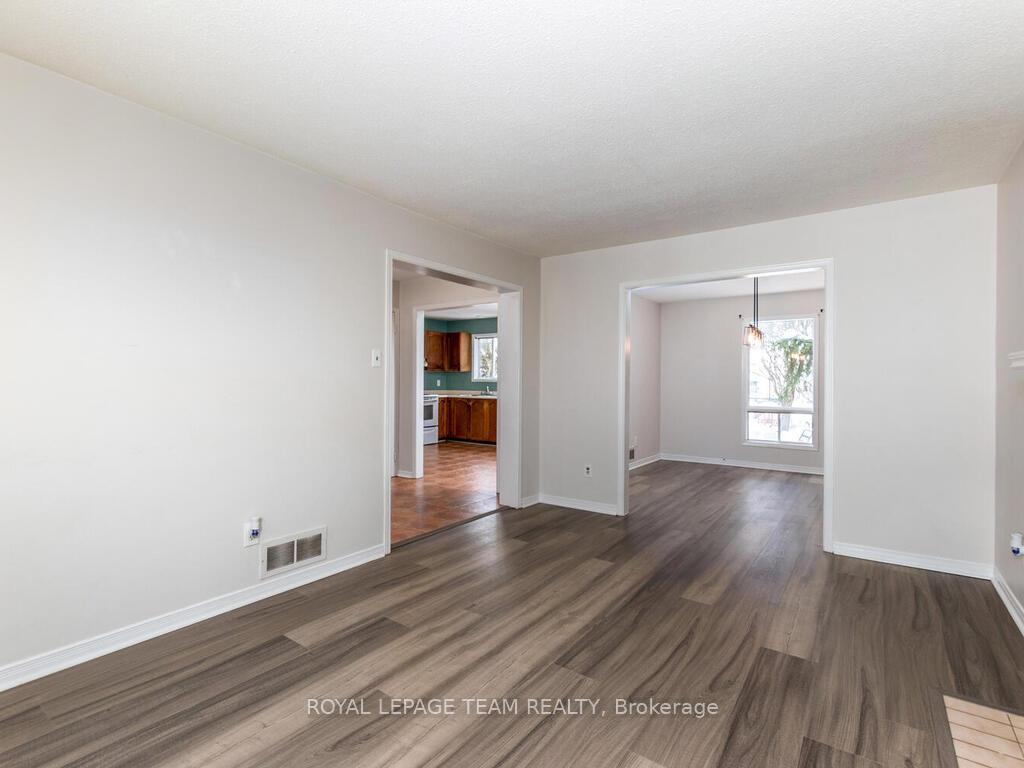 Photo 18 of 37 Denham Way, Ottawa, Stittsville (Central) — HOMEH