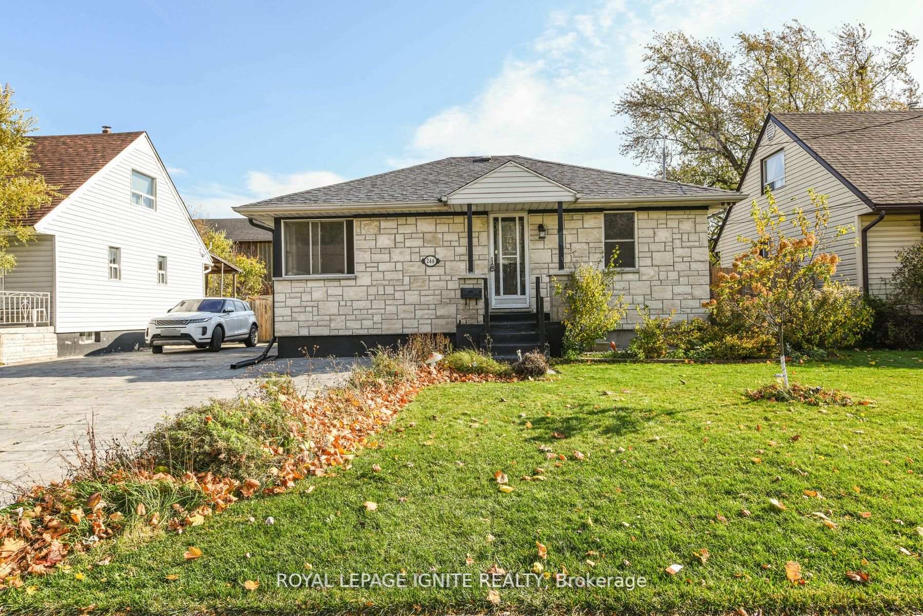 Front of 266 Adair Avenue N