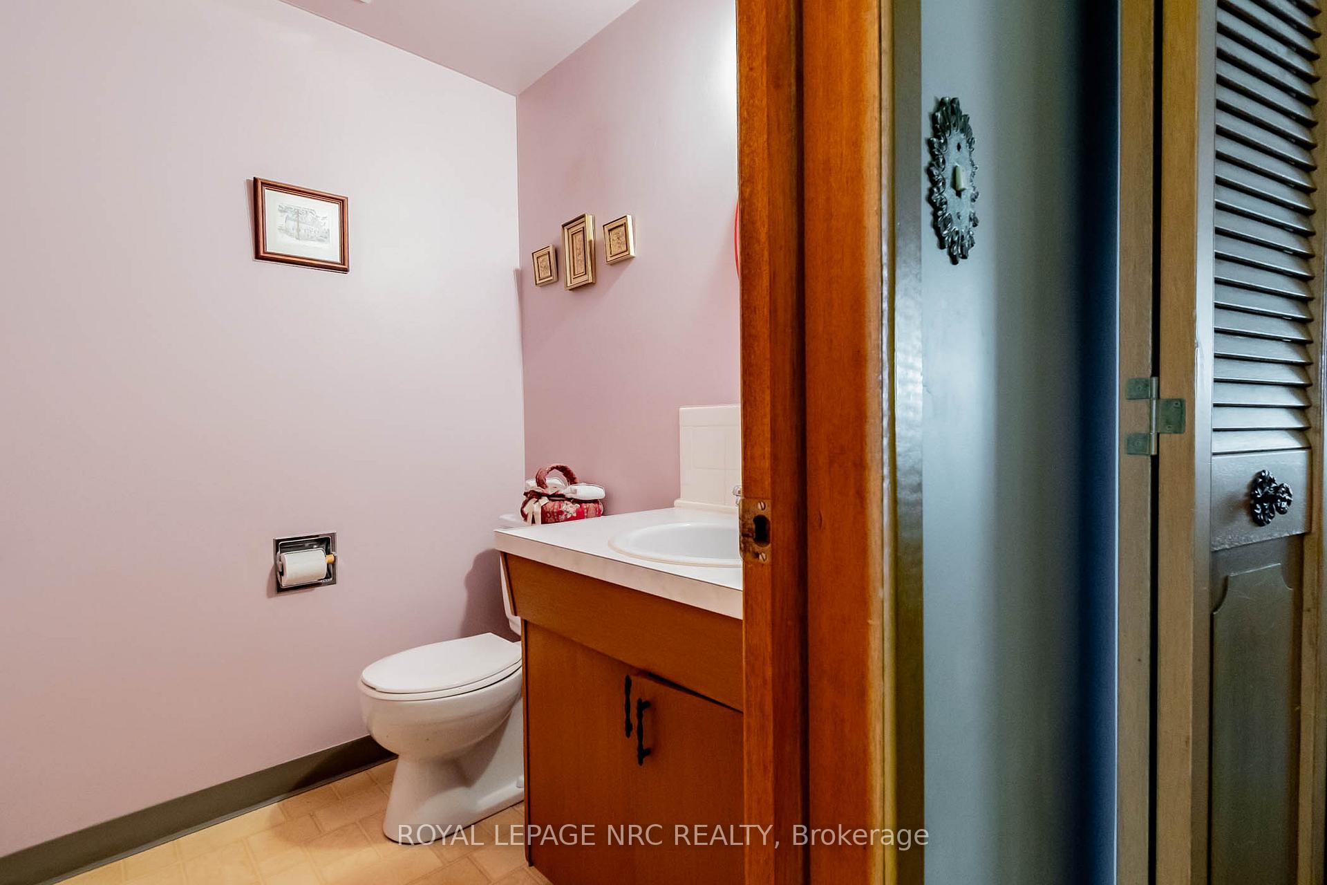 Photo 17 of 48 Prince Charles Drive, St. Catharines, Lakeport — HOMEH