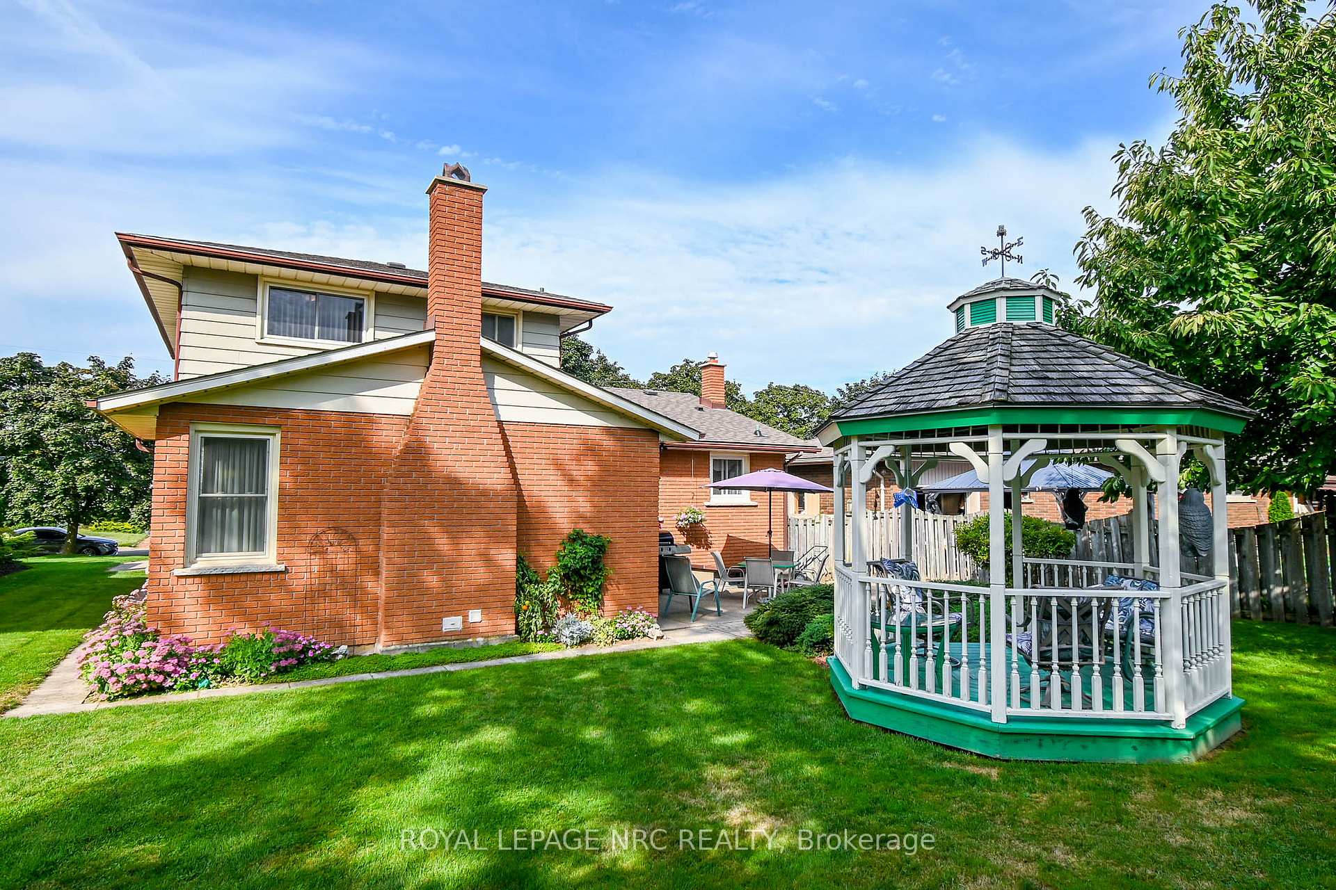 Photo 30 of 48 Prince Charles Drive, St. Catharines, Lakeport — HOMEH