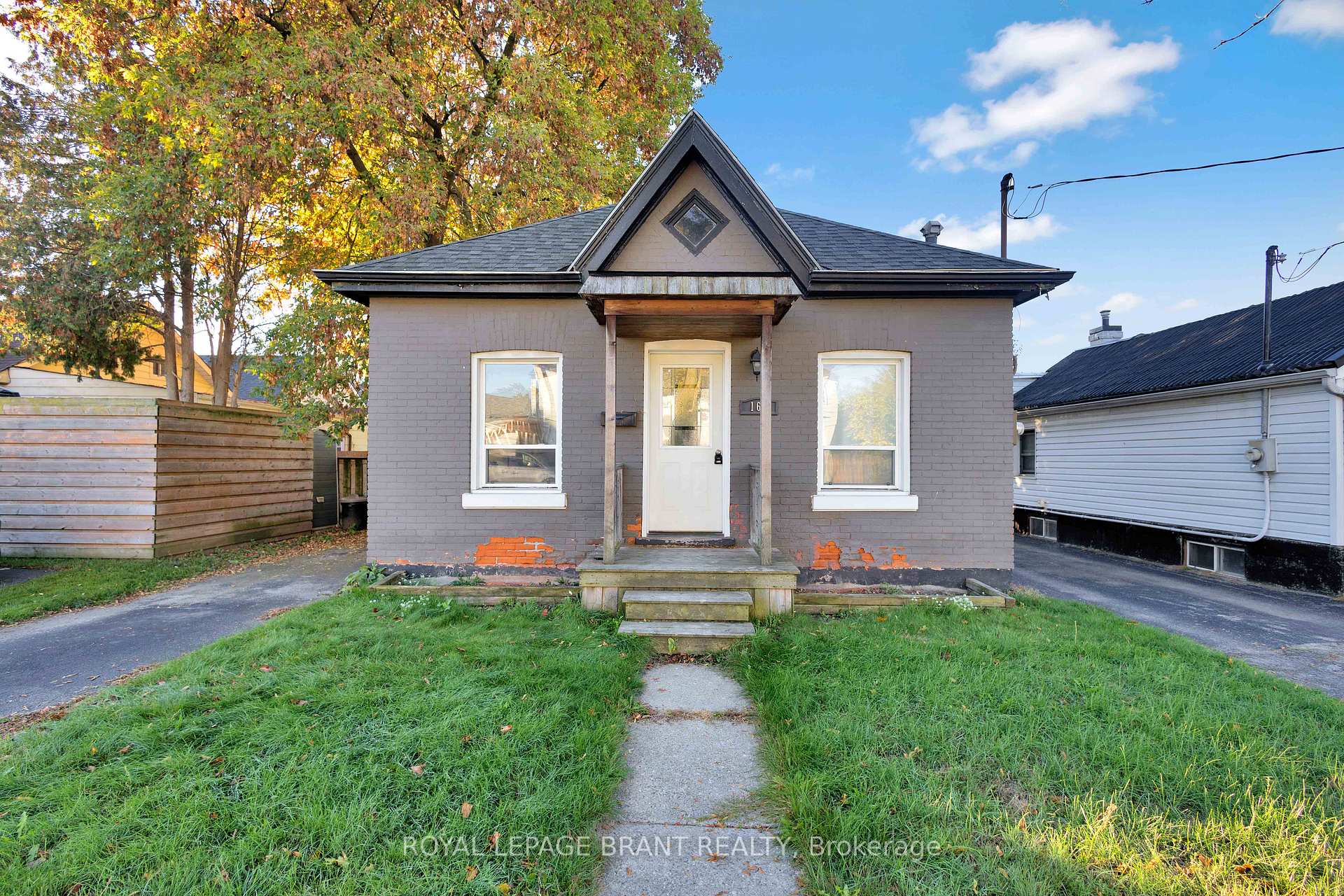 Front of 167 Bruce Street